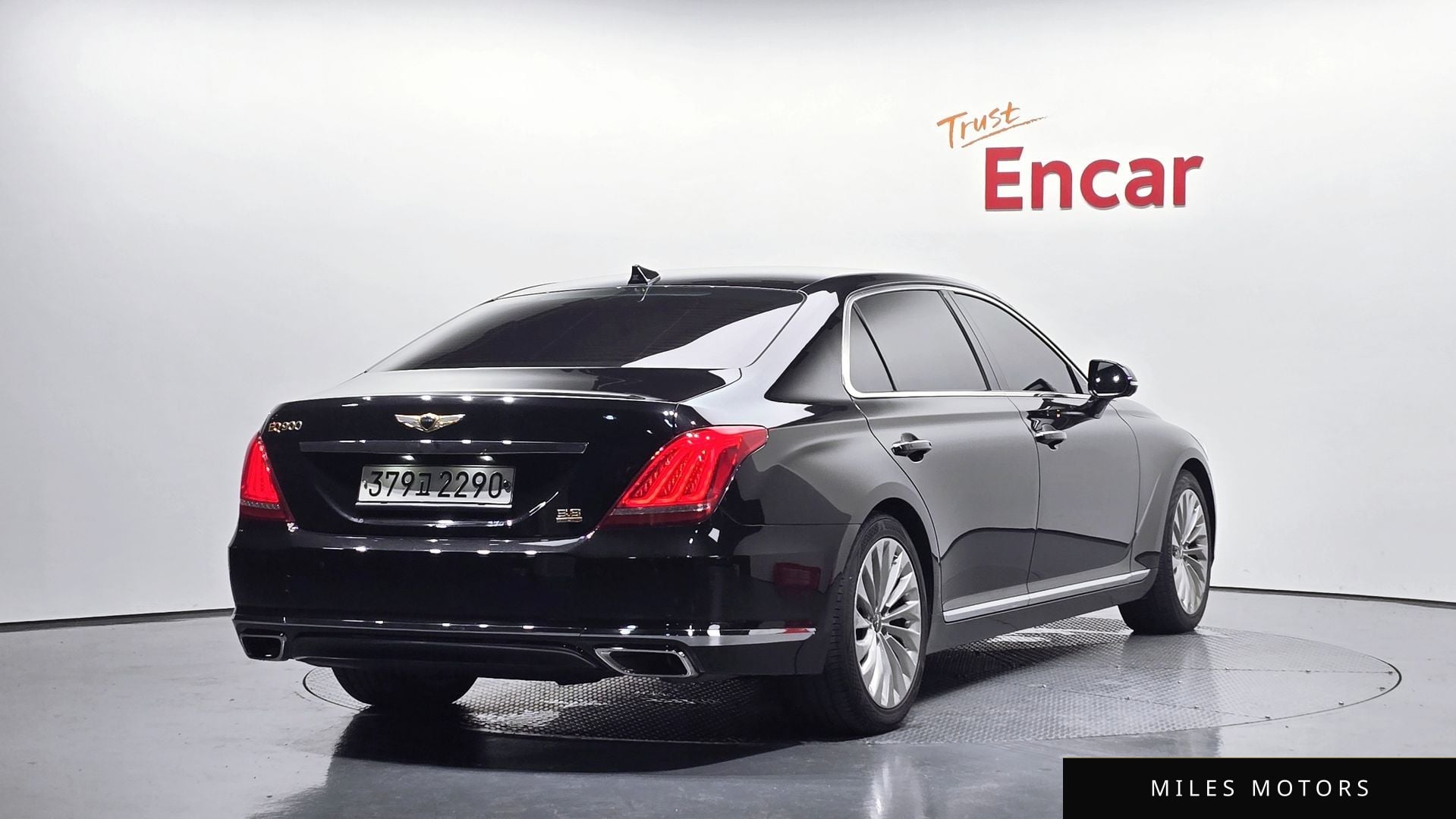 Genesis EQ900 2018 — миниатюра 2