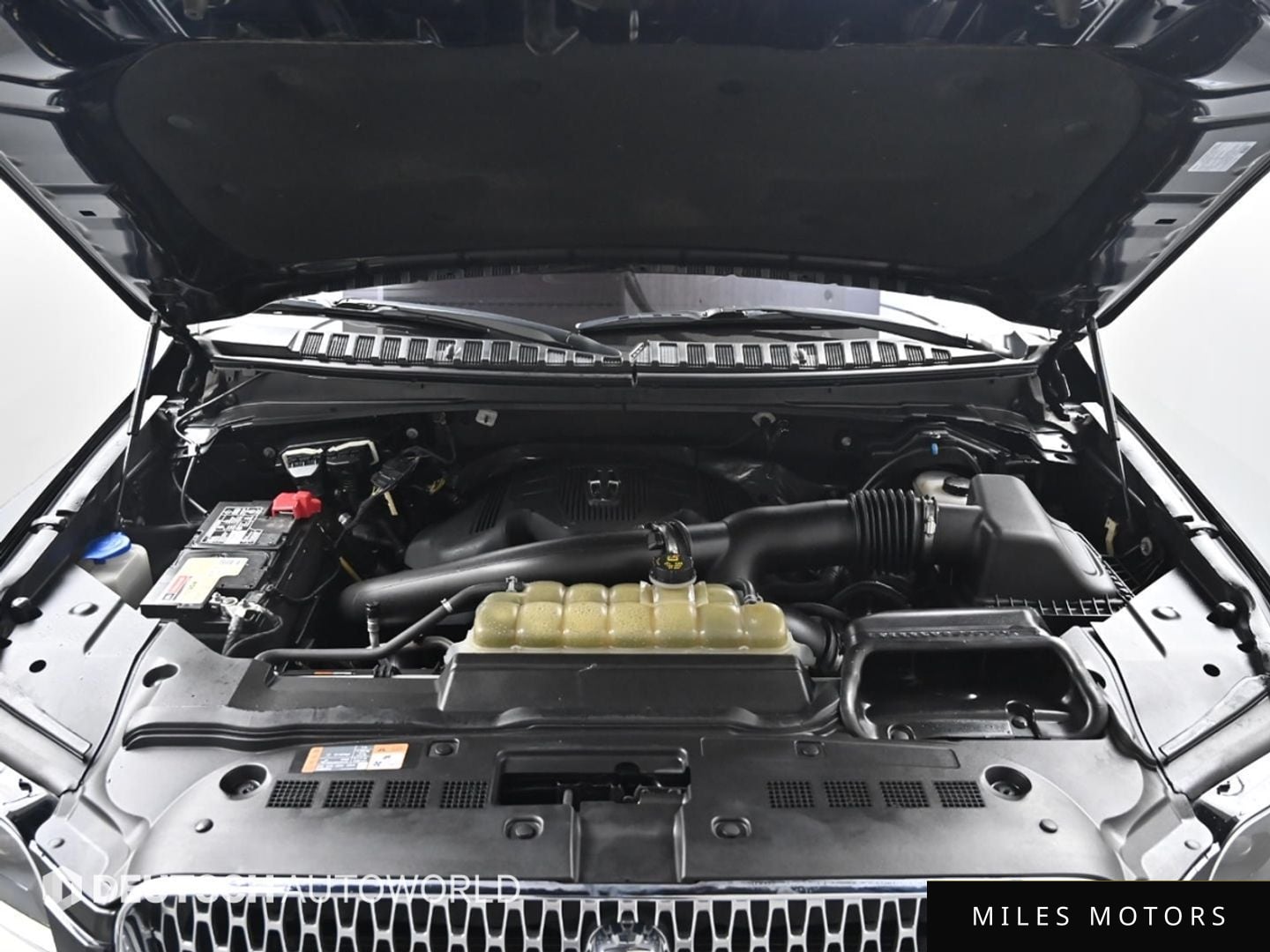 Lincoln Navigator 2020 — миниатюра 6