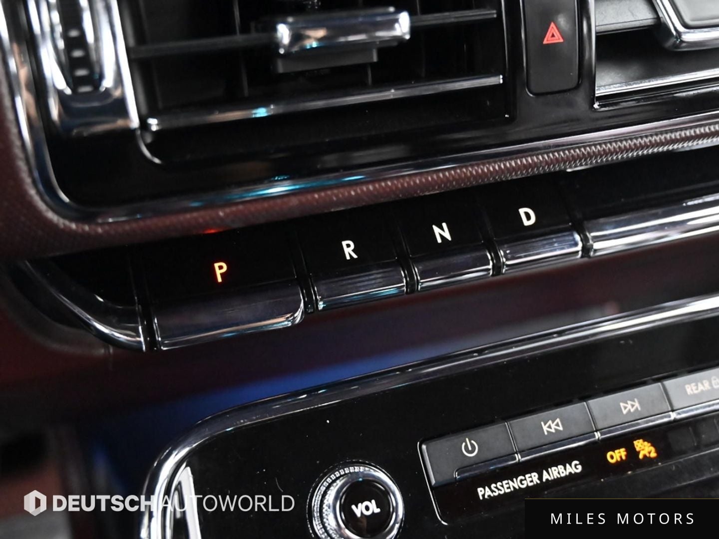 Lincoln Navigator 2020 — миниатюра 9