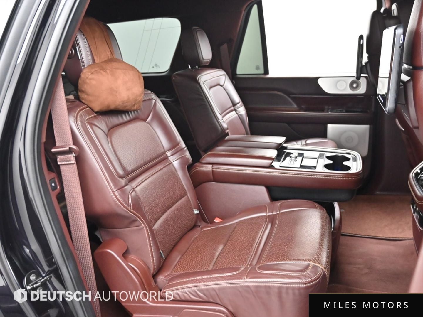Lincoln Navigator 2020 — миниатюра 12