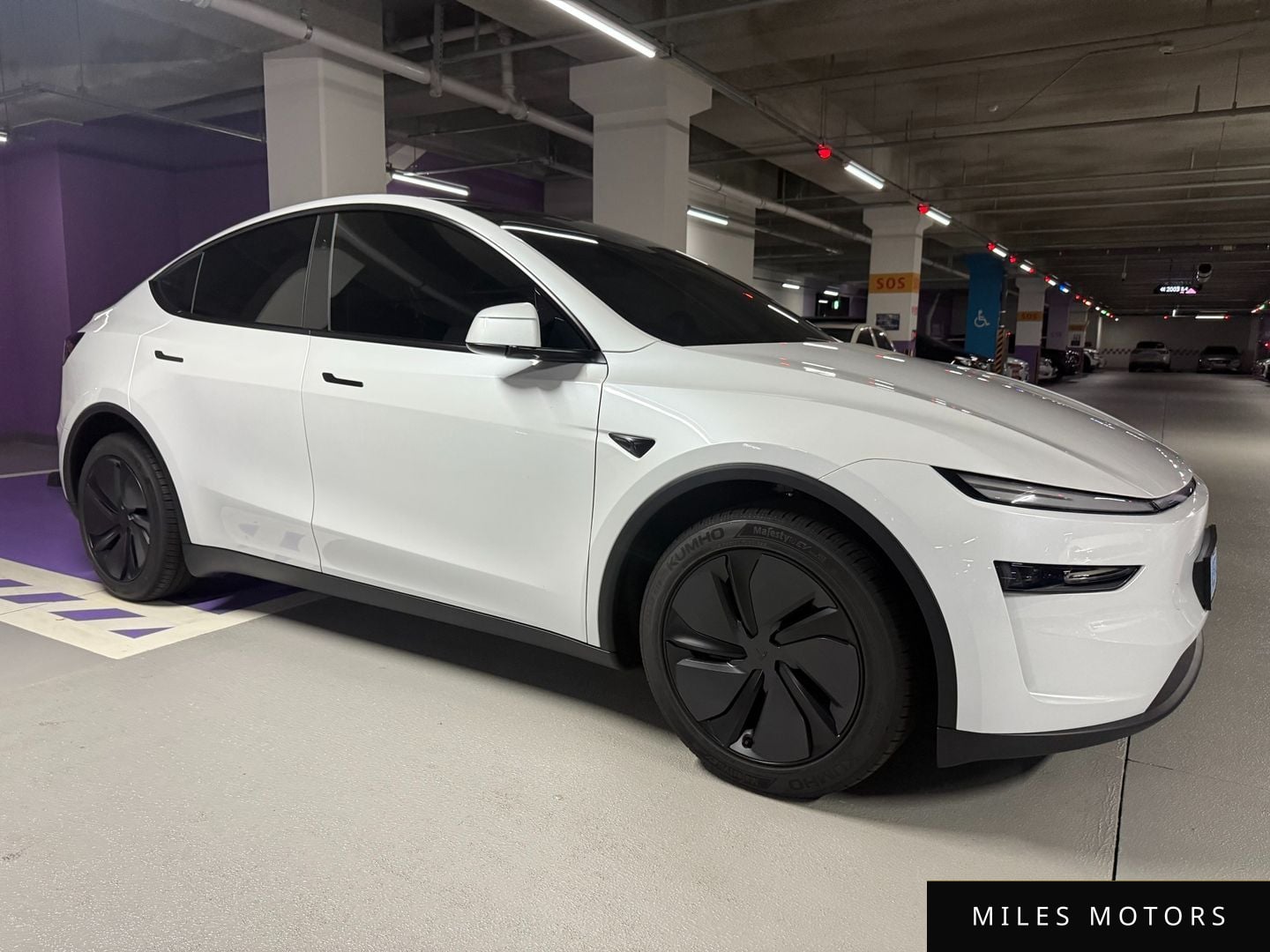 Tesla Model Y 2025 — миниатюра 3