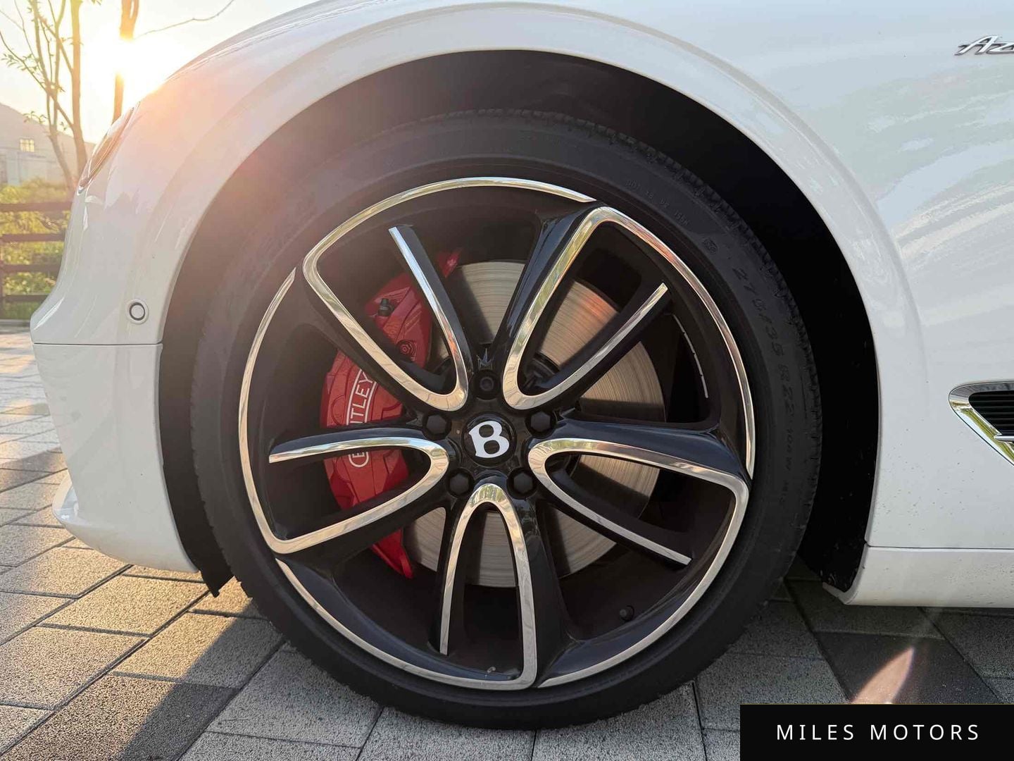 Bentley Continental GT 2023 — миниатюра 5