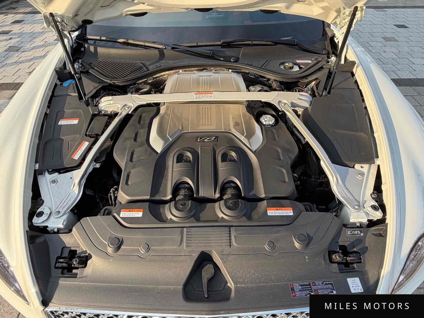 Bentley Continental GT 2023 — миниатюра 6