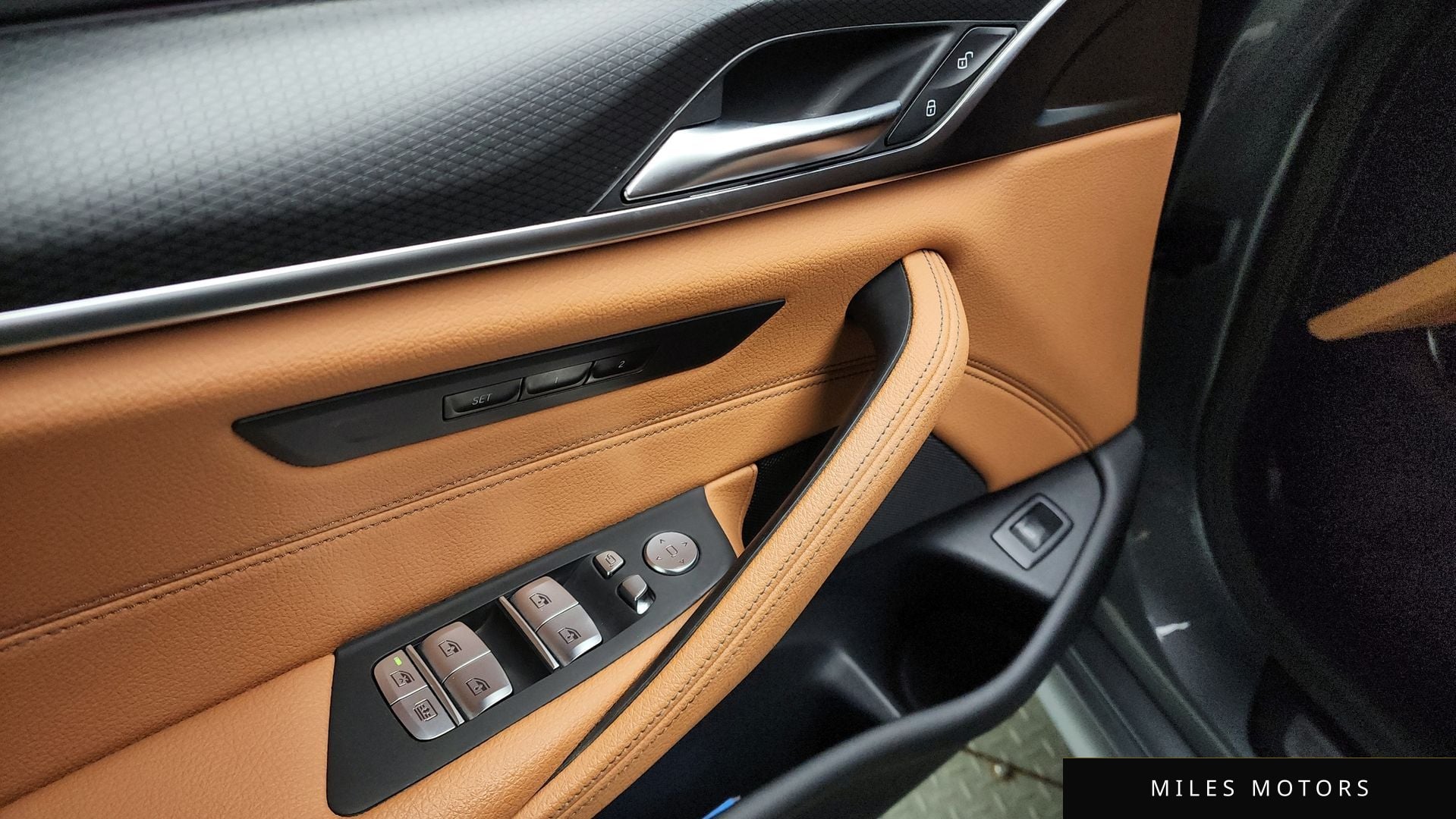 BMW 5 Series (G30) 2023 — миниатюра 12
