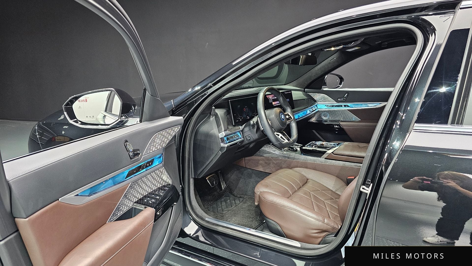 BMW i7 (G70) 2023 — миниатюра 9