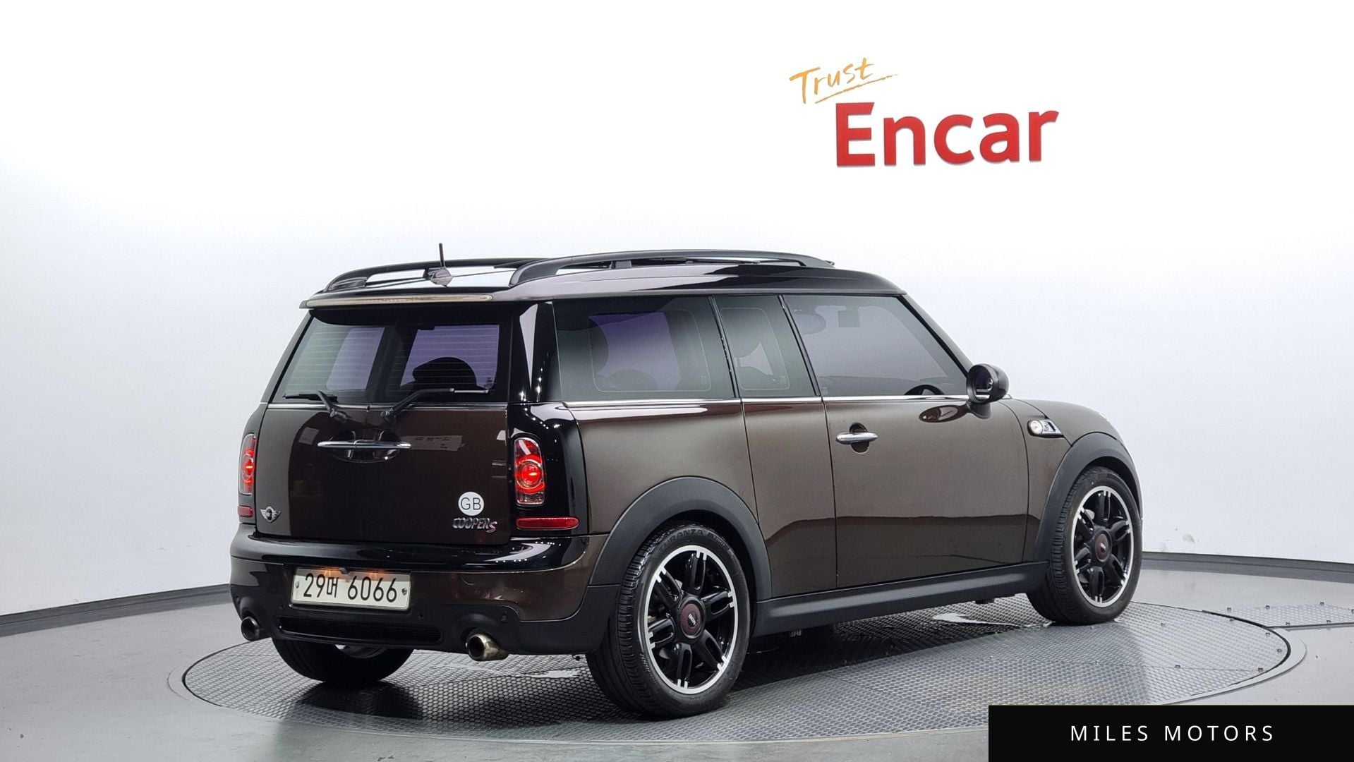MINI 쿠퍼 S 클럽맨 2011 — миниатюра 2