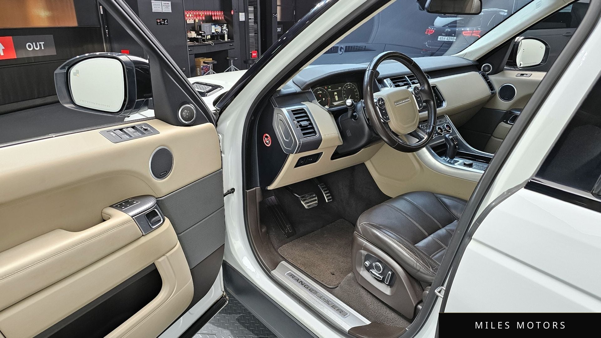 Land Rover Range Rover Sport 2016 — миниатюра 11