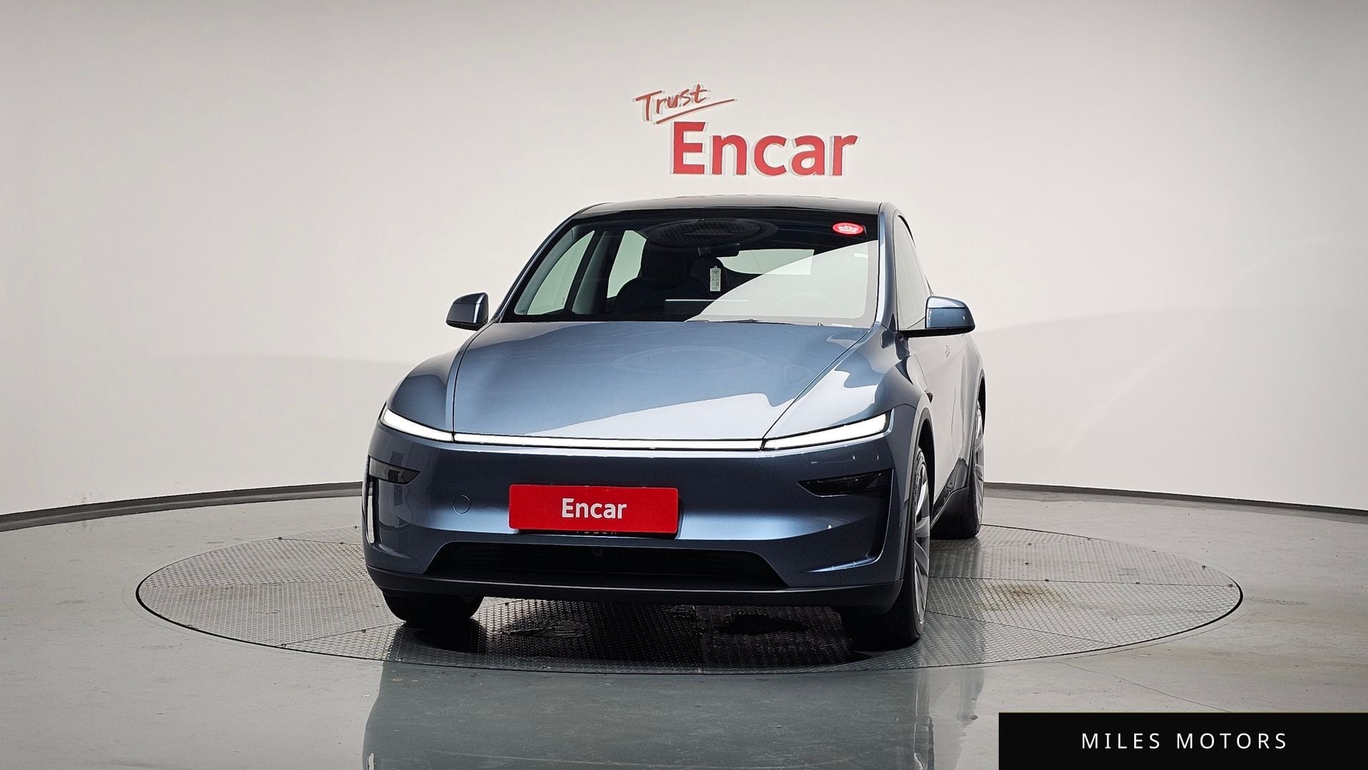 Tesla Model Y 2025 — миниатюра 3