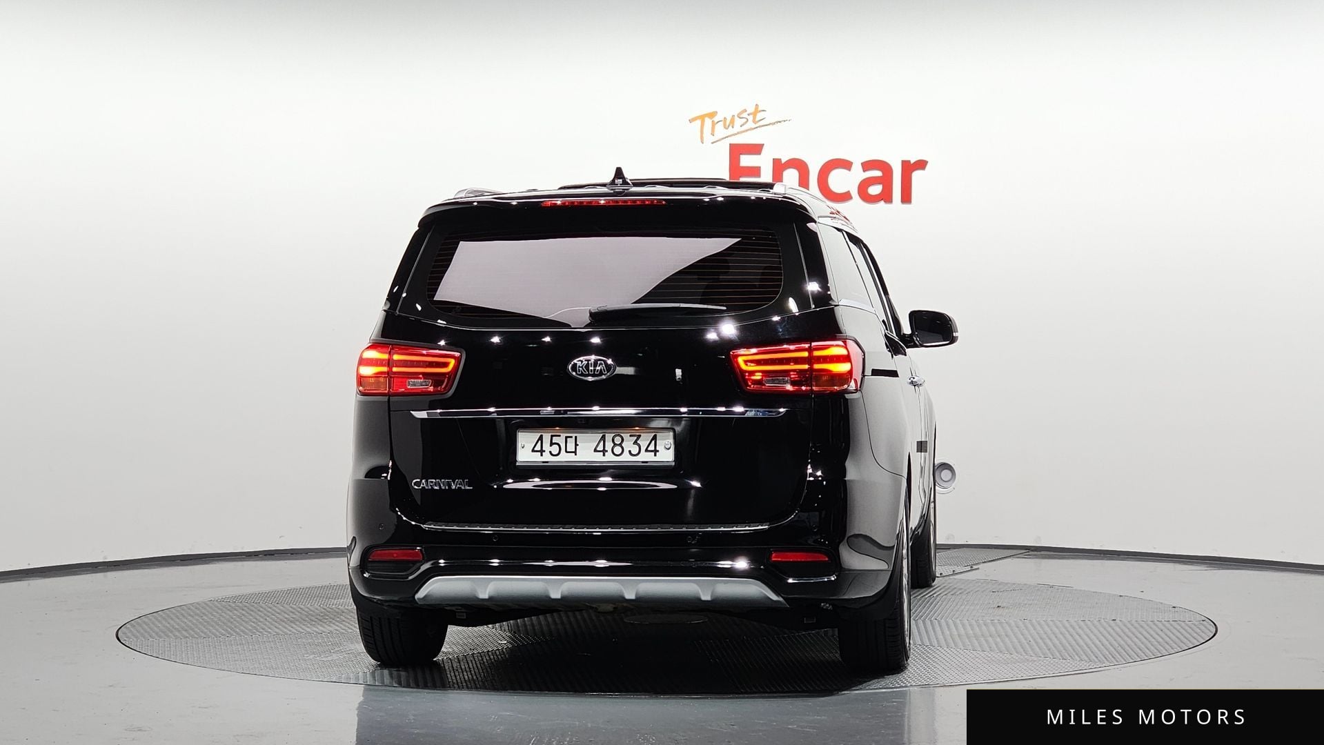 Kia Canival 2019 — миниатюра 4