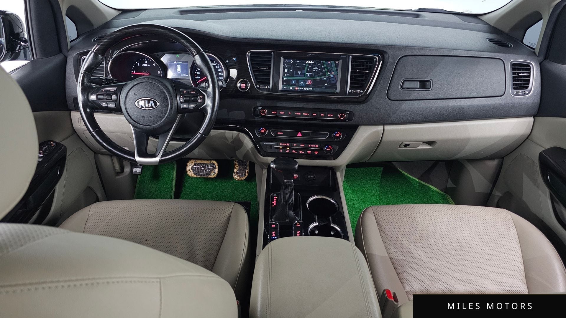 Kia Canival 2019 — миниатюра 7