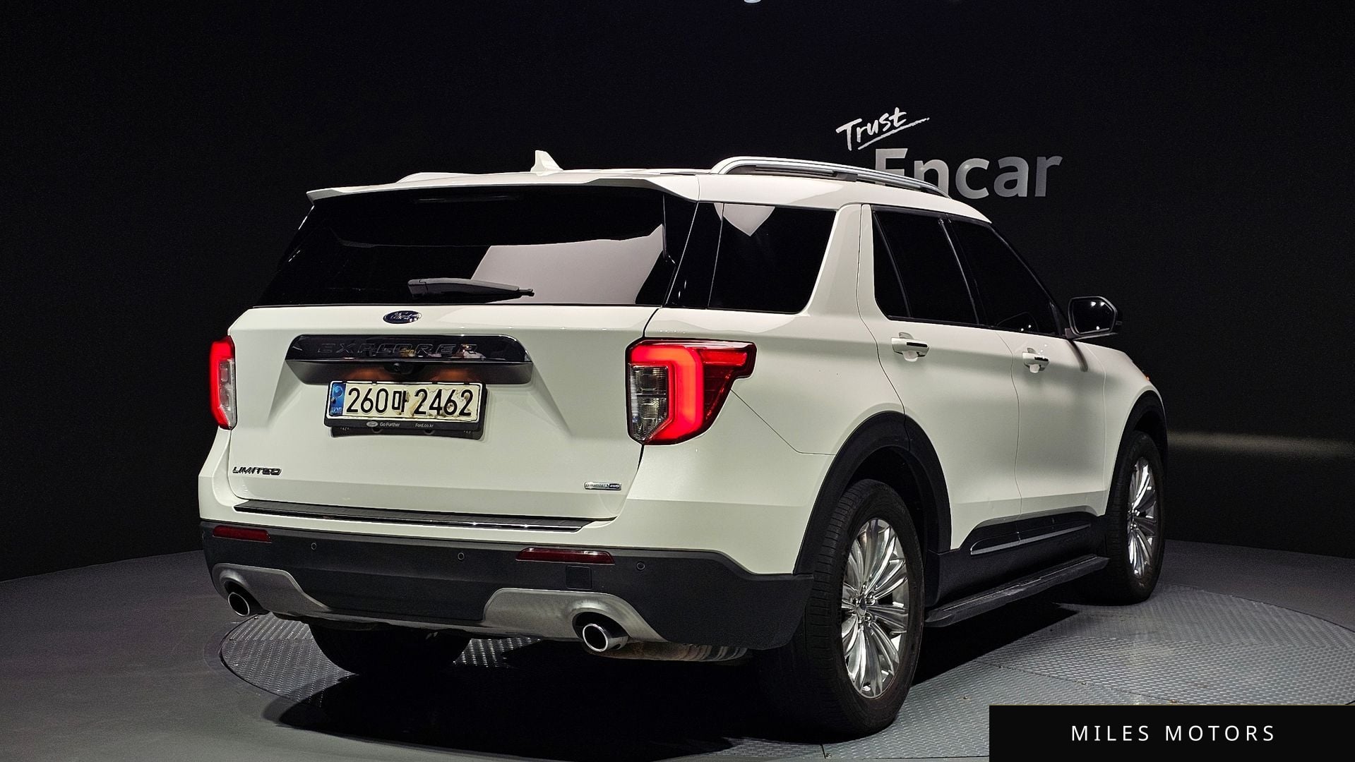 Ford Explorer 2020 — миниатюра 2