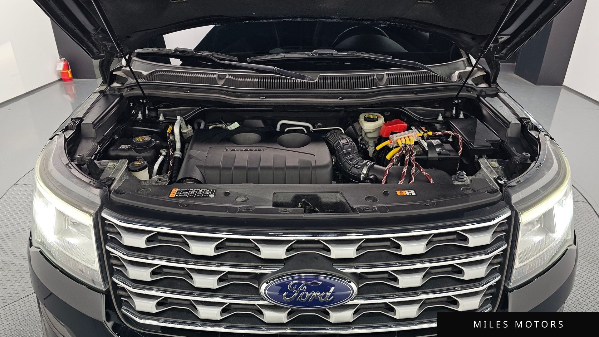 Ford Explorer 2016 — миниатюра 6