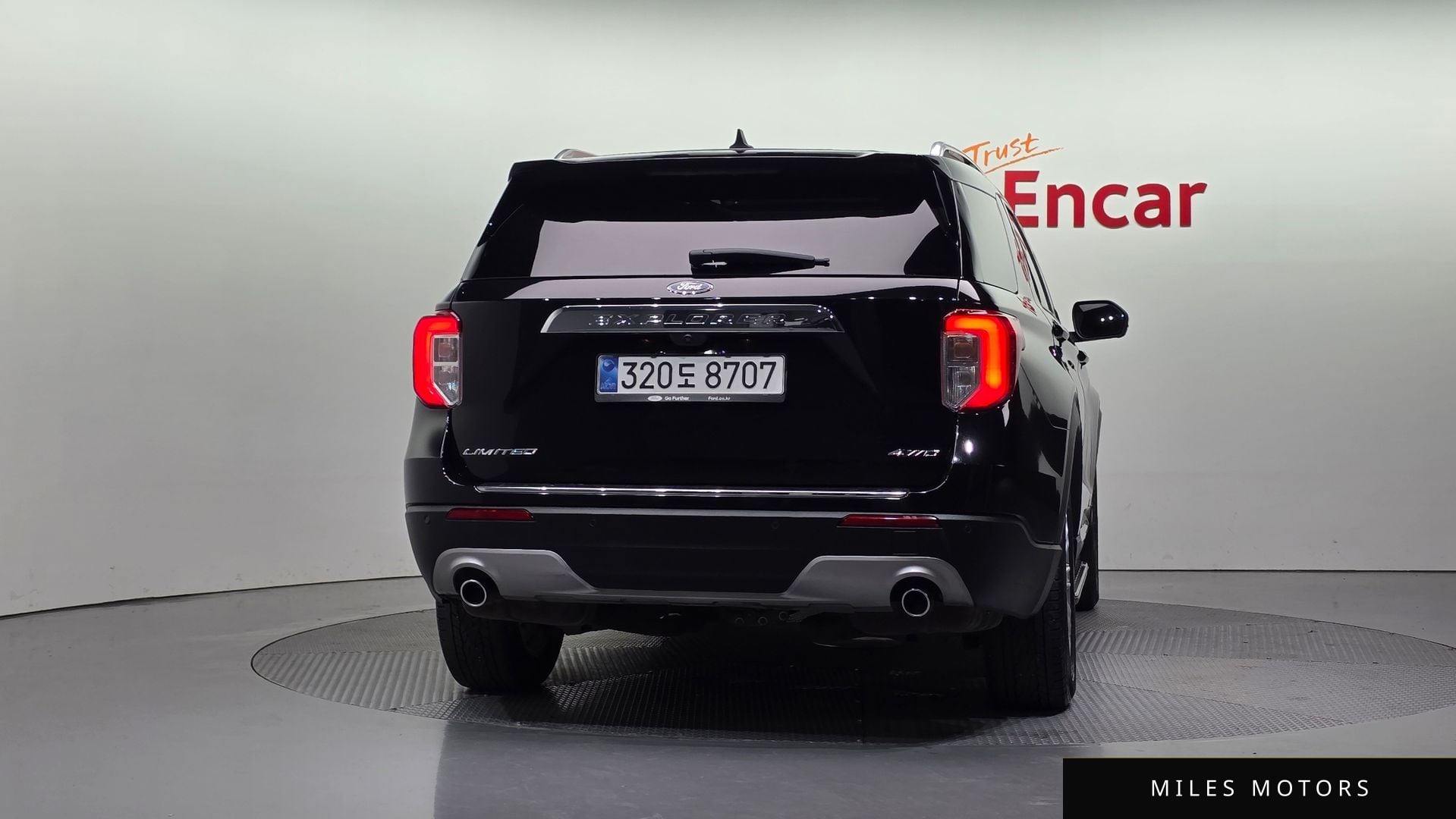 Ford Explorer 2021 — миниатюра 4
