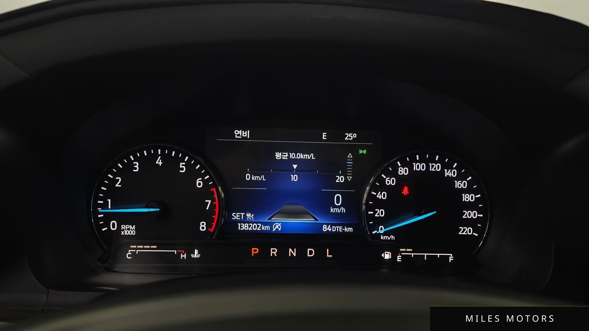 Ford Explorer 2021 — миниатюра 8