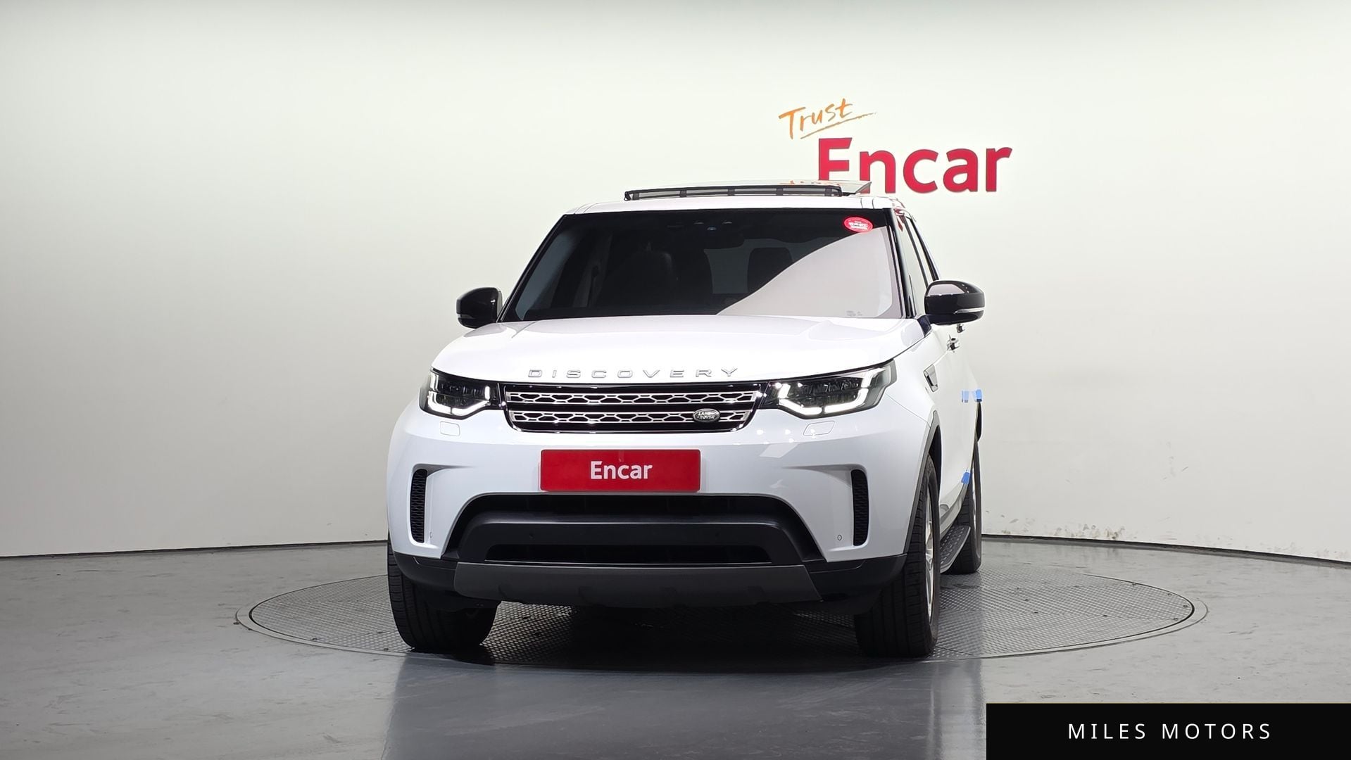 Land Rover Discovery 2018 — миниатюра 3