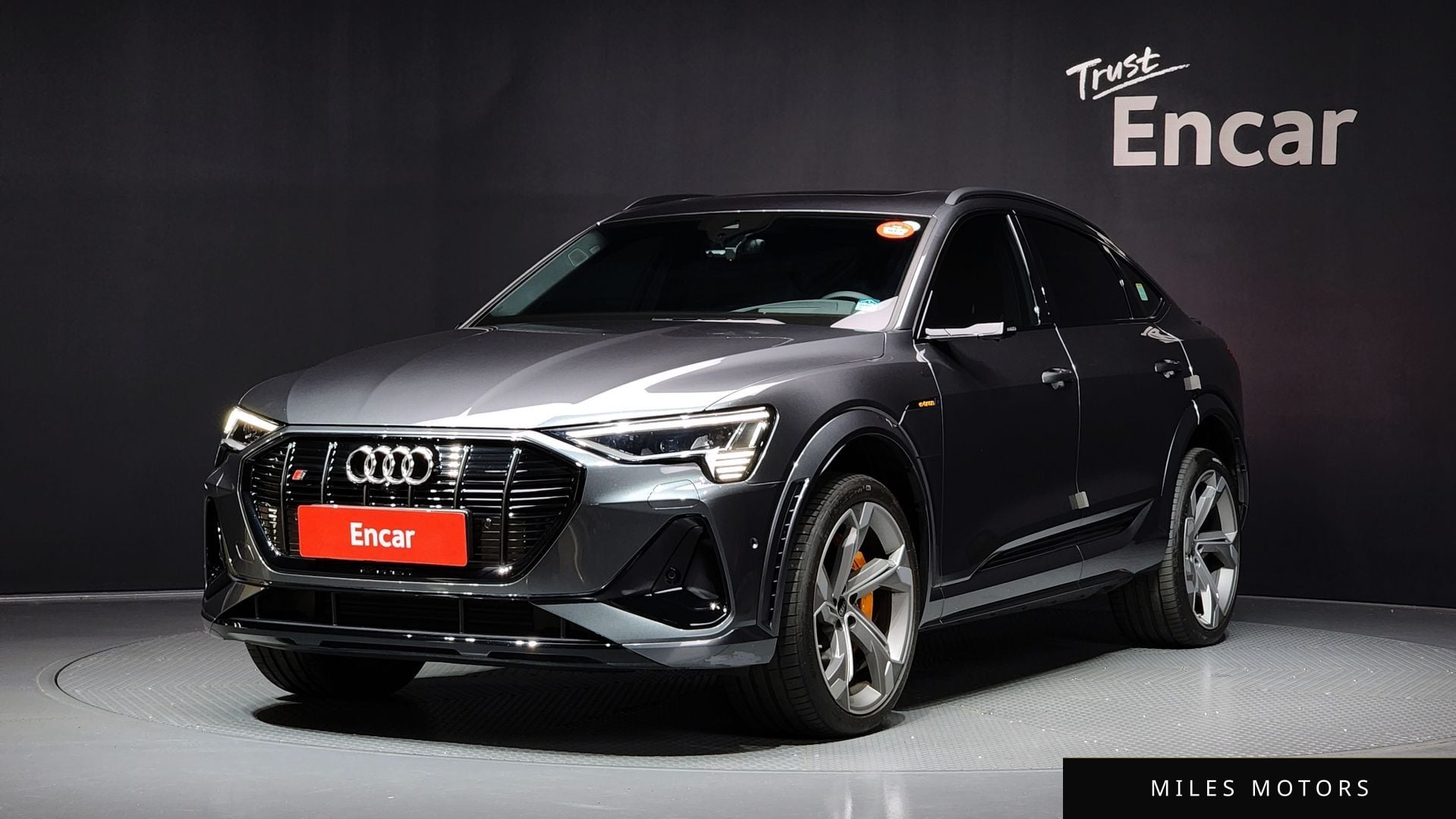 Audi e-tron 2023