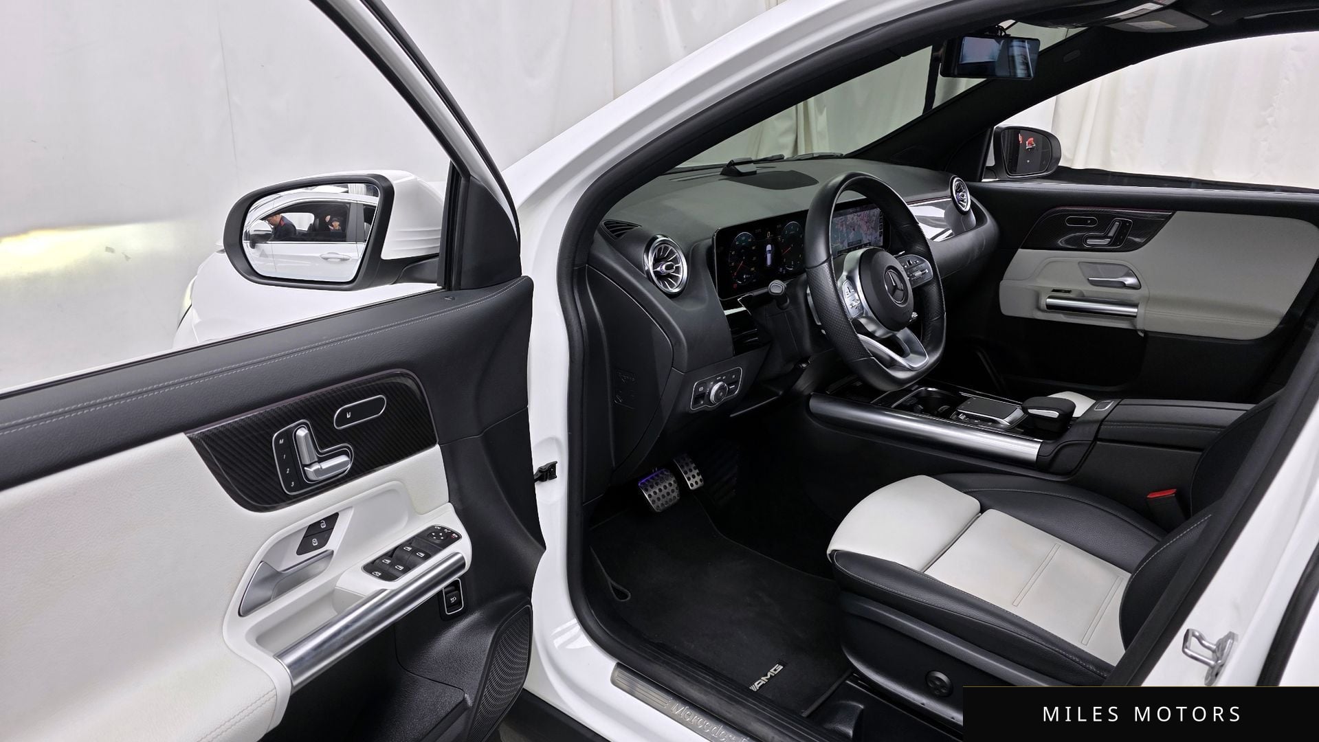 Mercedes-Benz GLA-Class H247 2020 — миниатюра 10