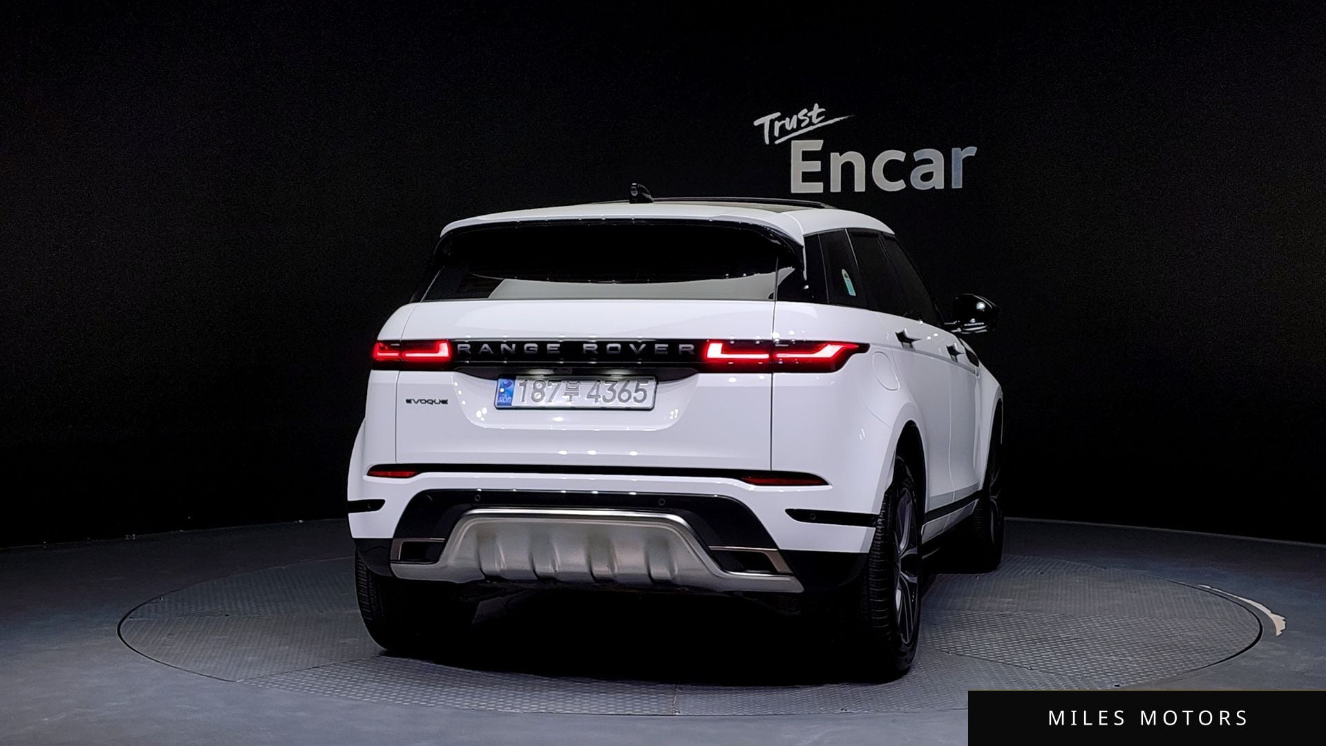 Land Rover Range Rover Evoque 2024 — миниатюра 4