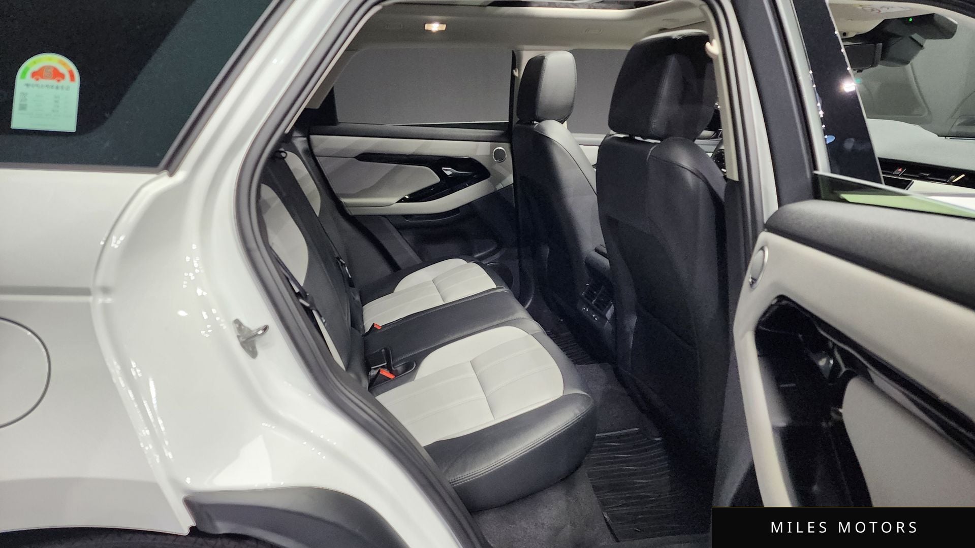 Land Rover Range Rover Evoque 2024 — миниатюра 12