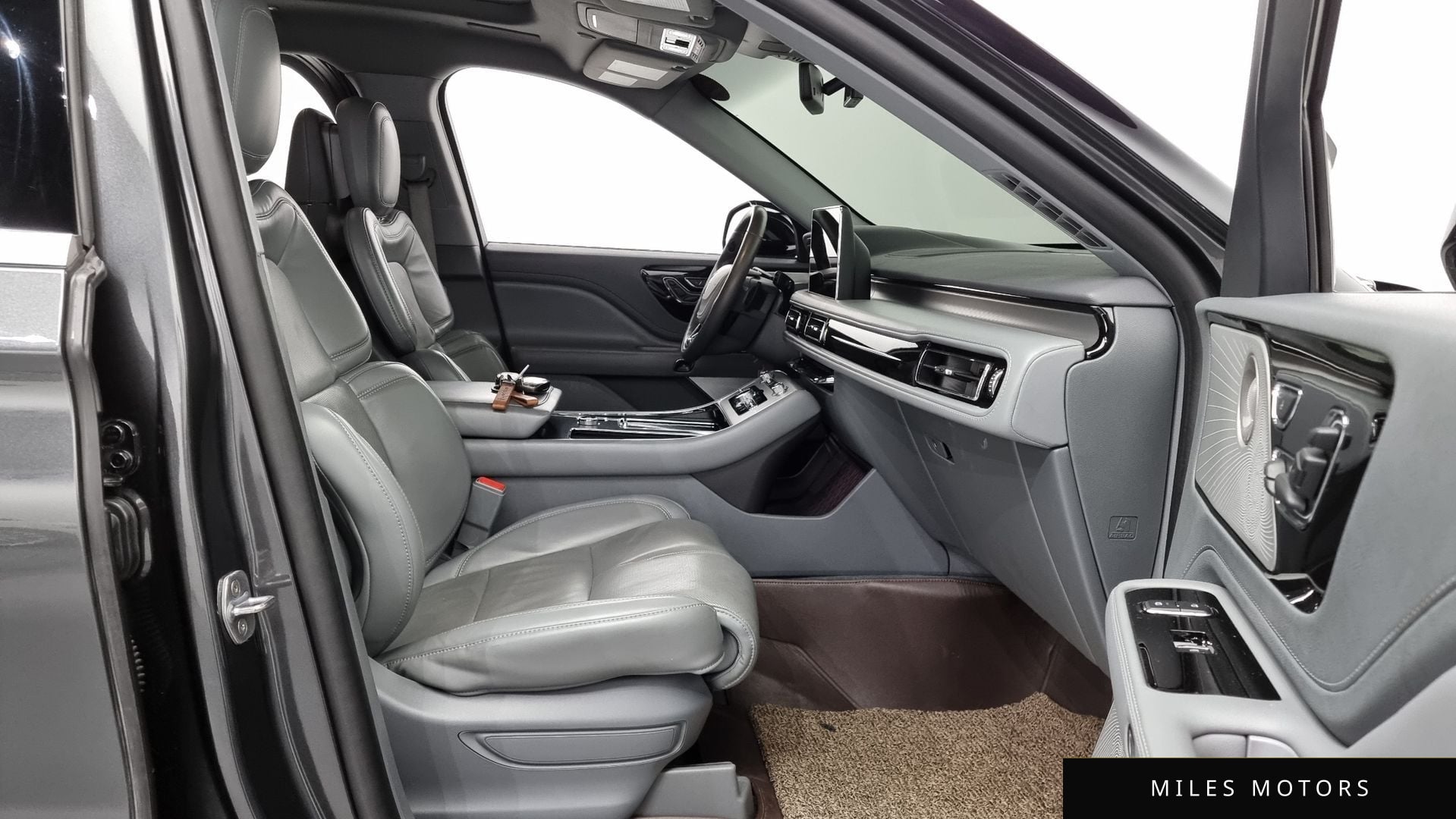 Lincoln 에비에이터 2020 — миниатюра 11