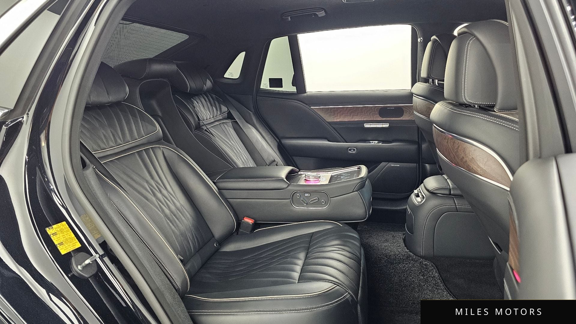 Genesis G90 (RS4) 2022 — миниатюра 12