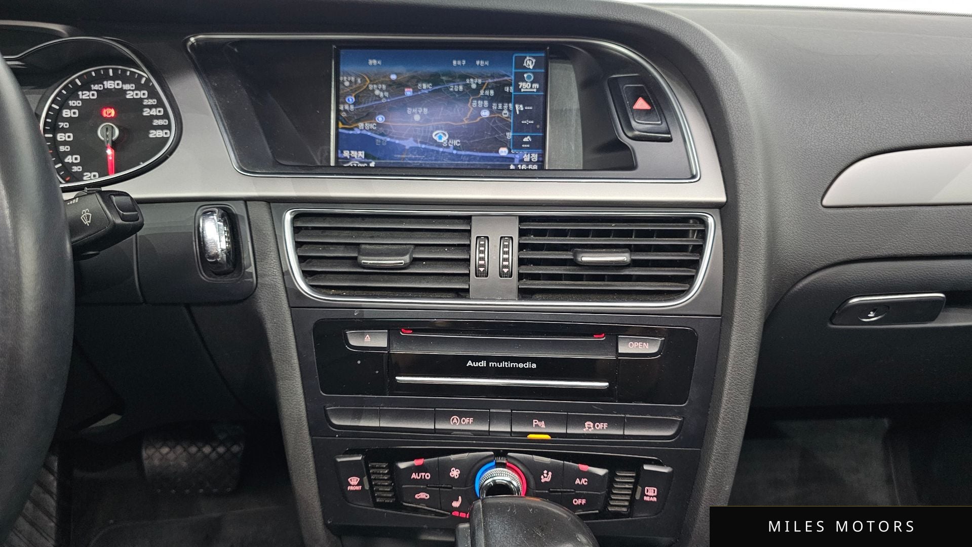 Audi A4 2015 — миниатюра 14