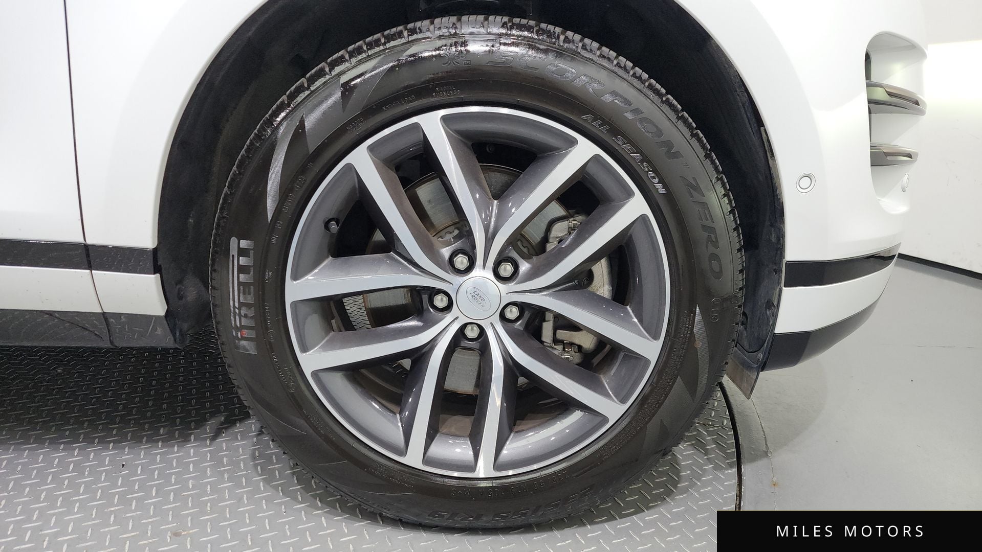 Land Rover 레인지로버 이보크 2025 — миниатюра 5