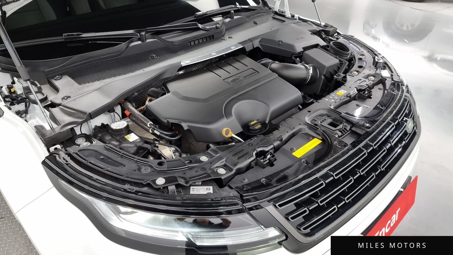 Land Rover 레인지로버 이보크 2025 — миниатюра 6