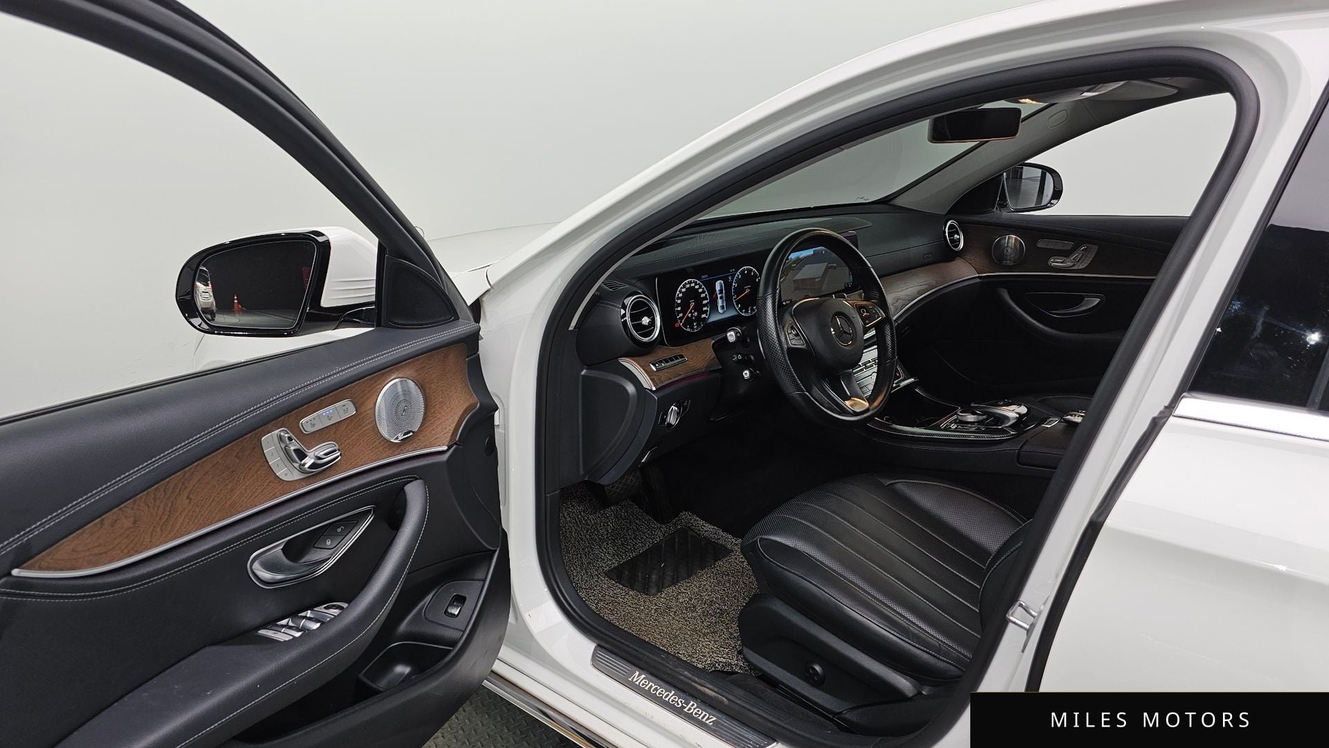 Mercedes-Benz E-Class W213 2018 — миниатюра 10