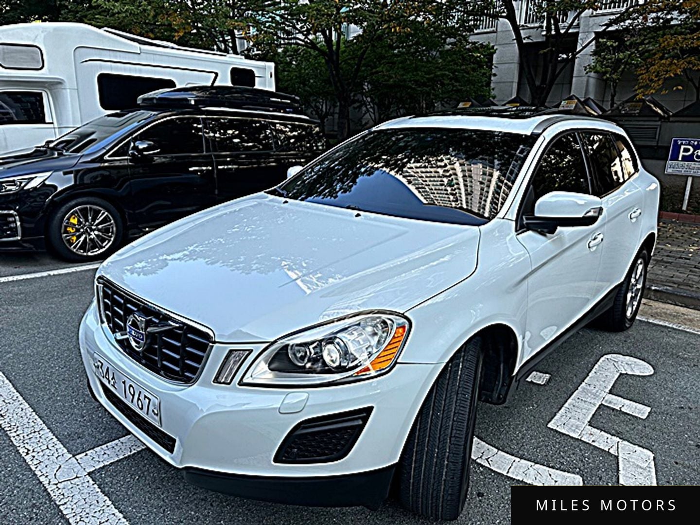 Volvo XC60 2012 — фото 1 из 12