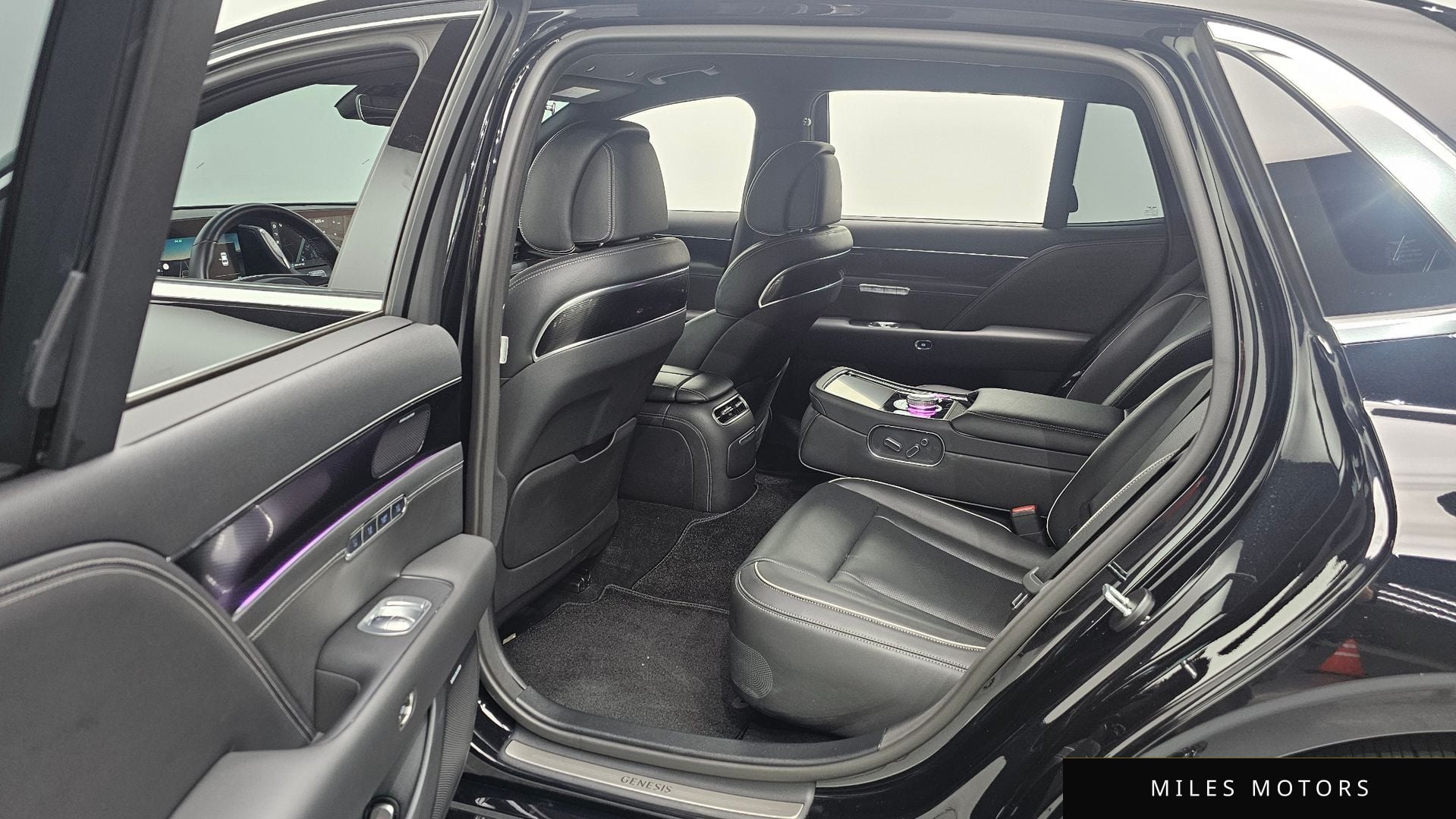 Genesis G90 (RS4) 2022 — миниатюра 12
