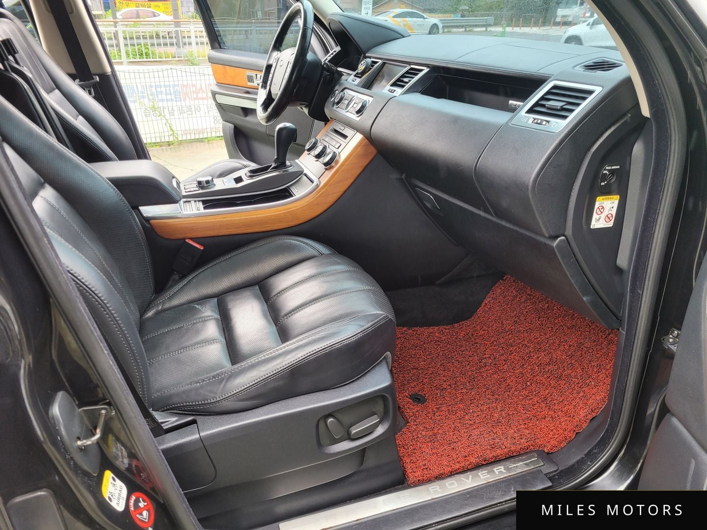 Land Rover Range Rover Sport 2010 — миниатюра 11