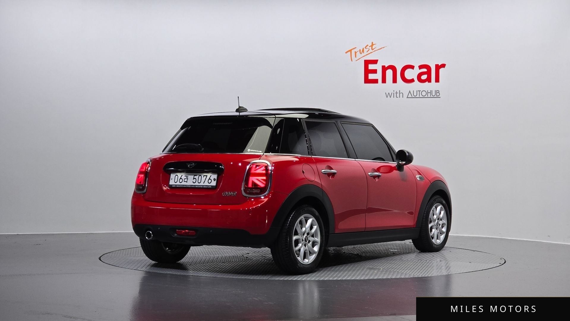 MINI 쿠퍼 2019 — миниатюра 2