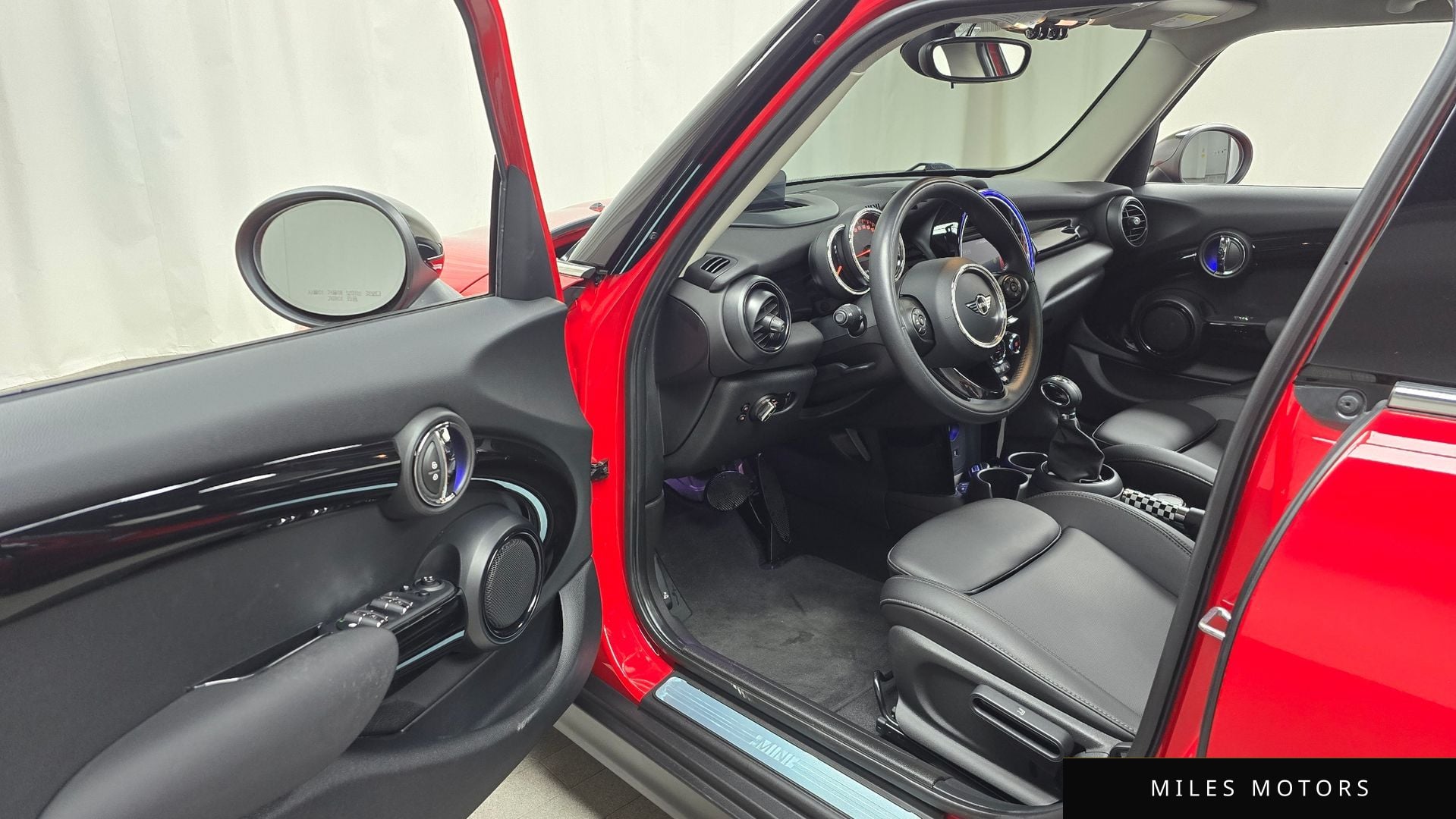 MINI 쿠퍼 2019 — миниатюра 10