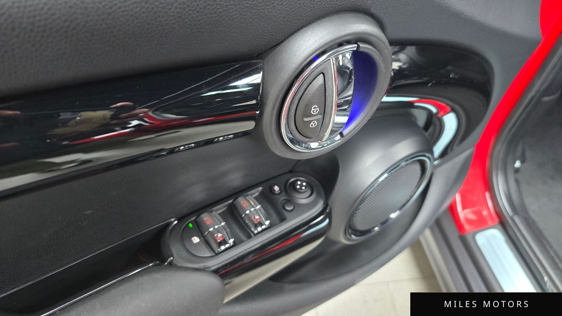 MINI 쿠퍼 2019 — миниатюра 18