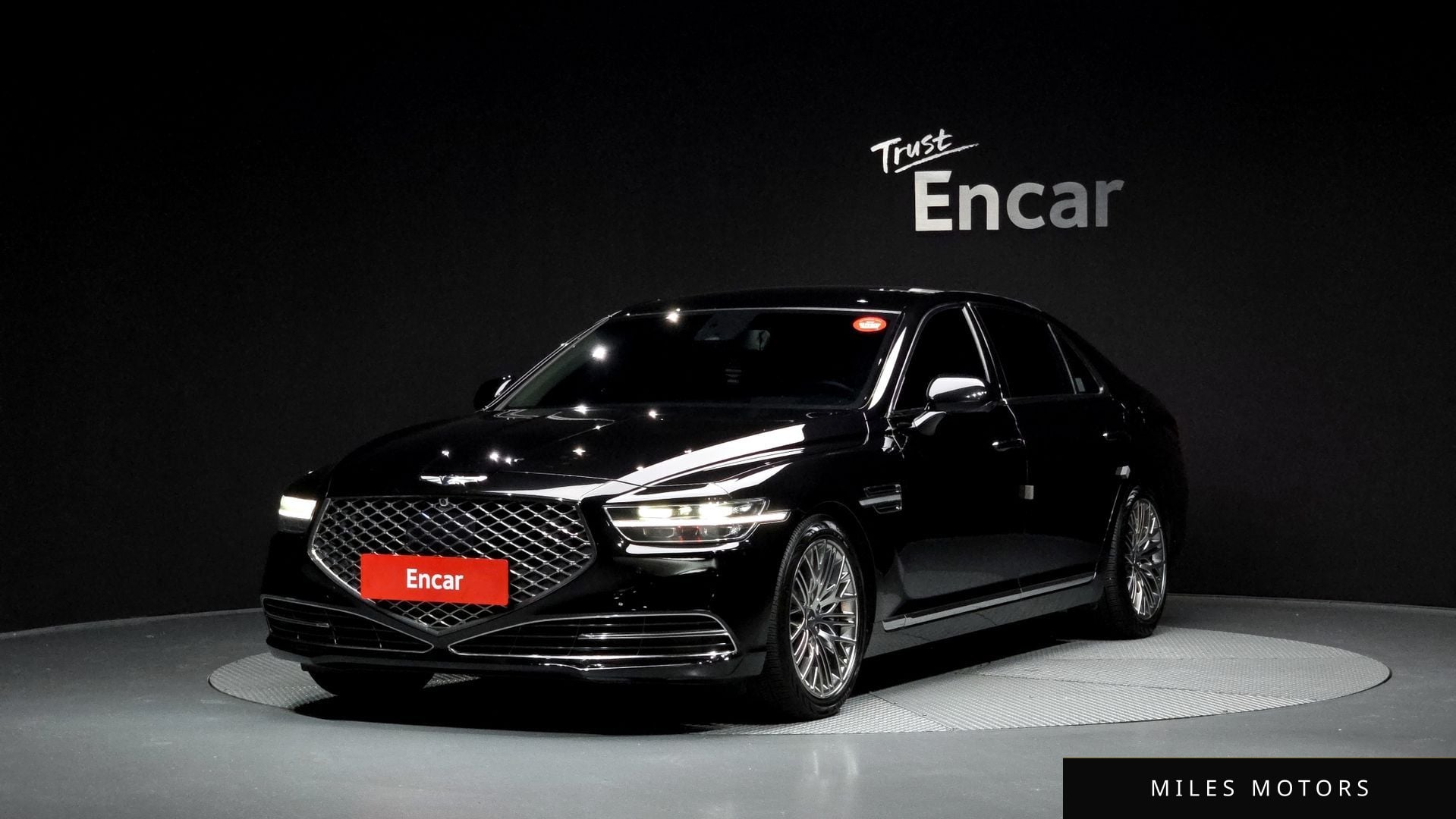 Genesis G90 2021 — фото 1 из 12