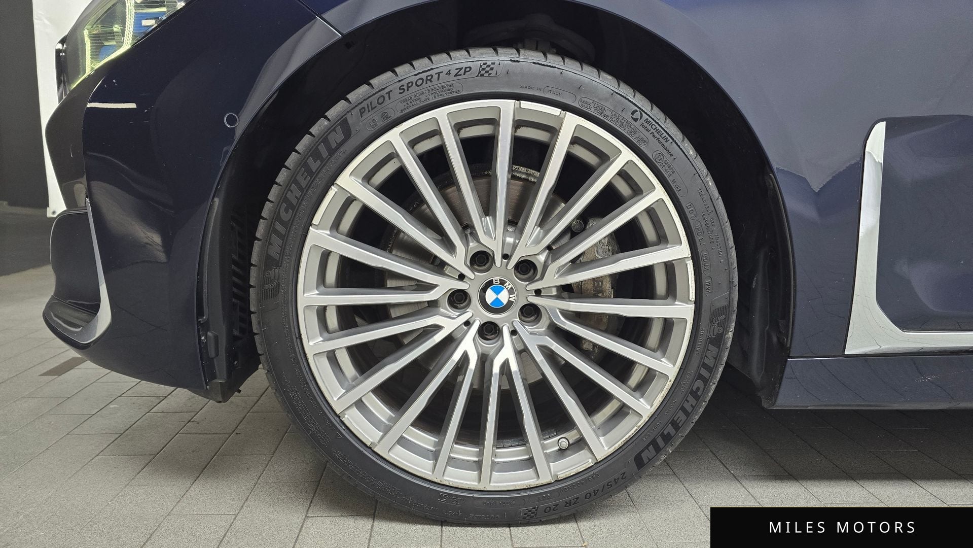 BMW 7 Series (G11) 2020 — миниатюра 5