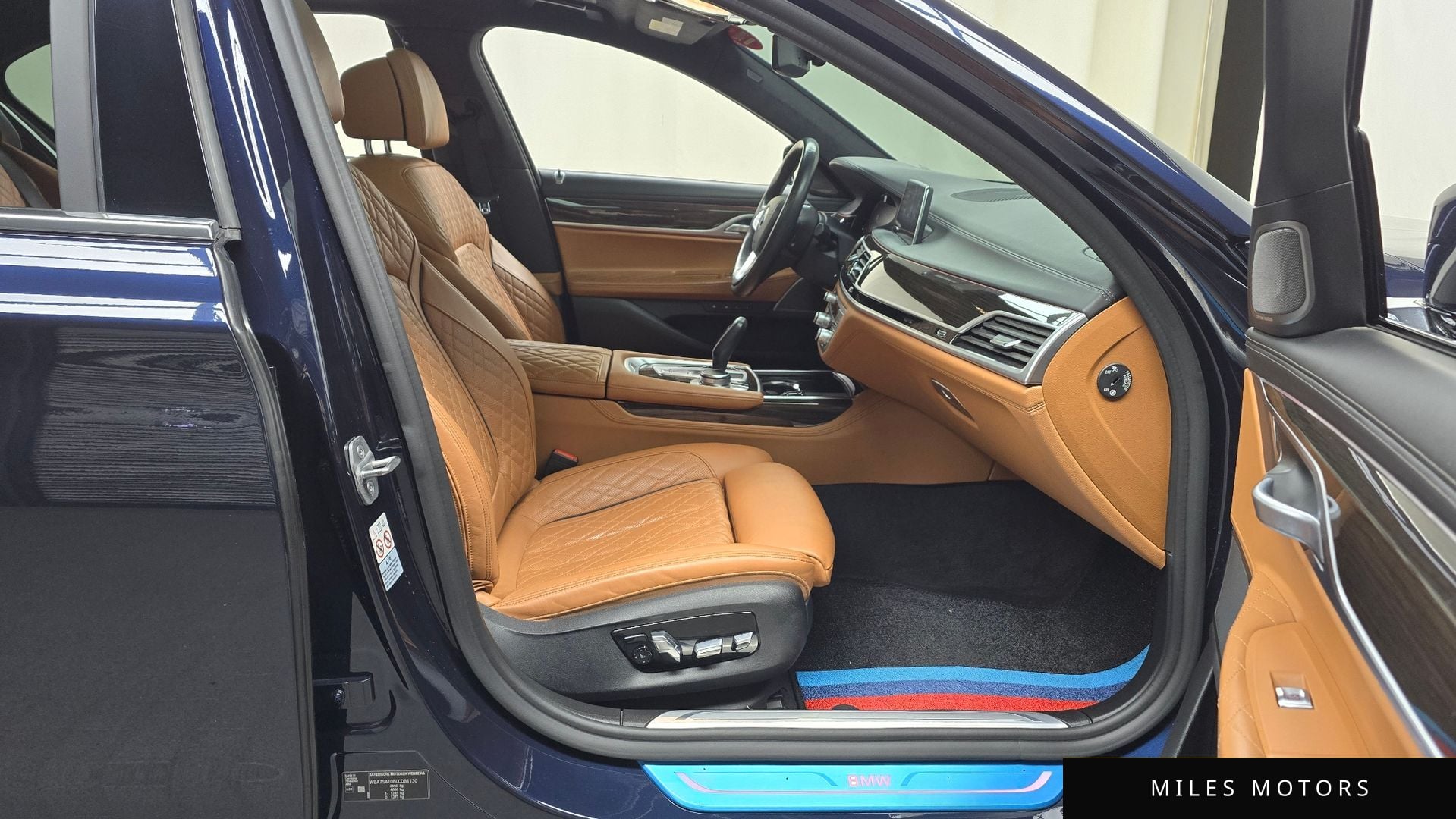 BMW 7 Series (G11) 2020 — миниатюра 10