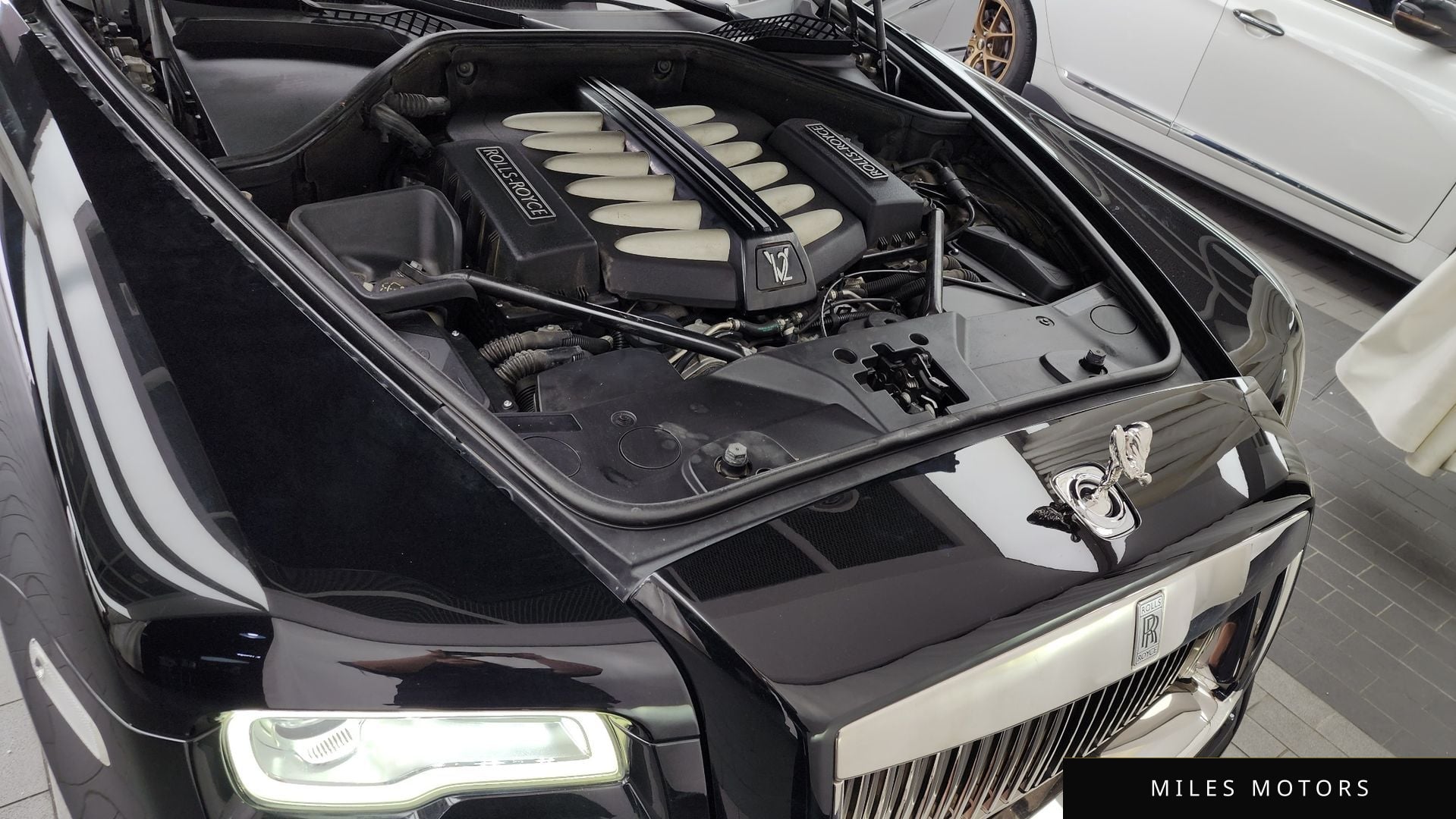Rolls-Royce 고스트 2019 — миниатюра 6