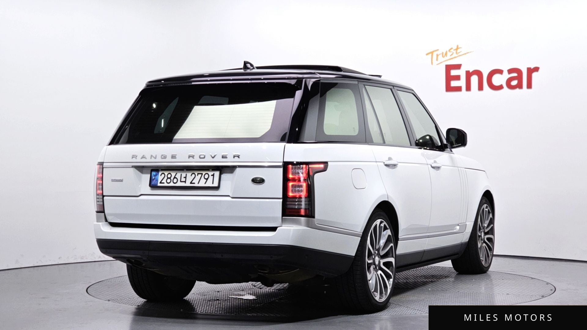 Land Rover 레인지로버 2017 — миниатюра 2