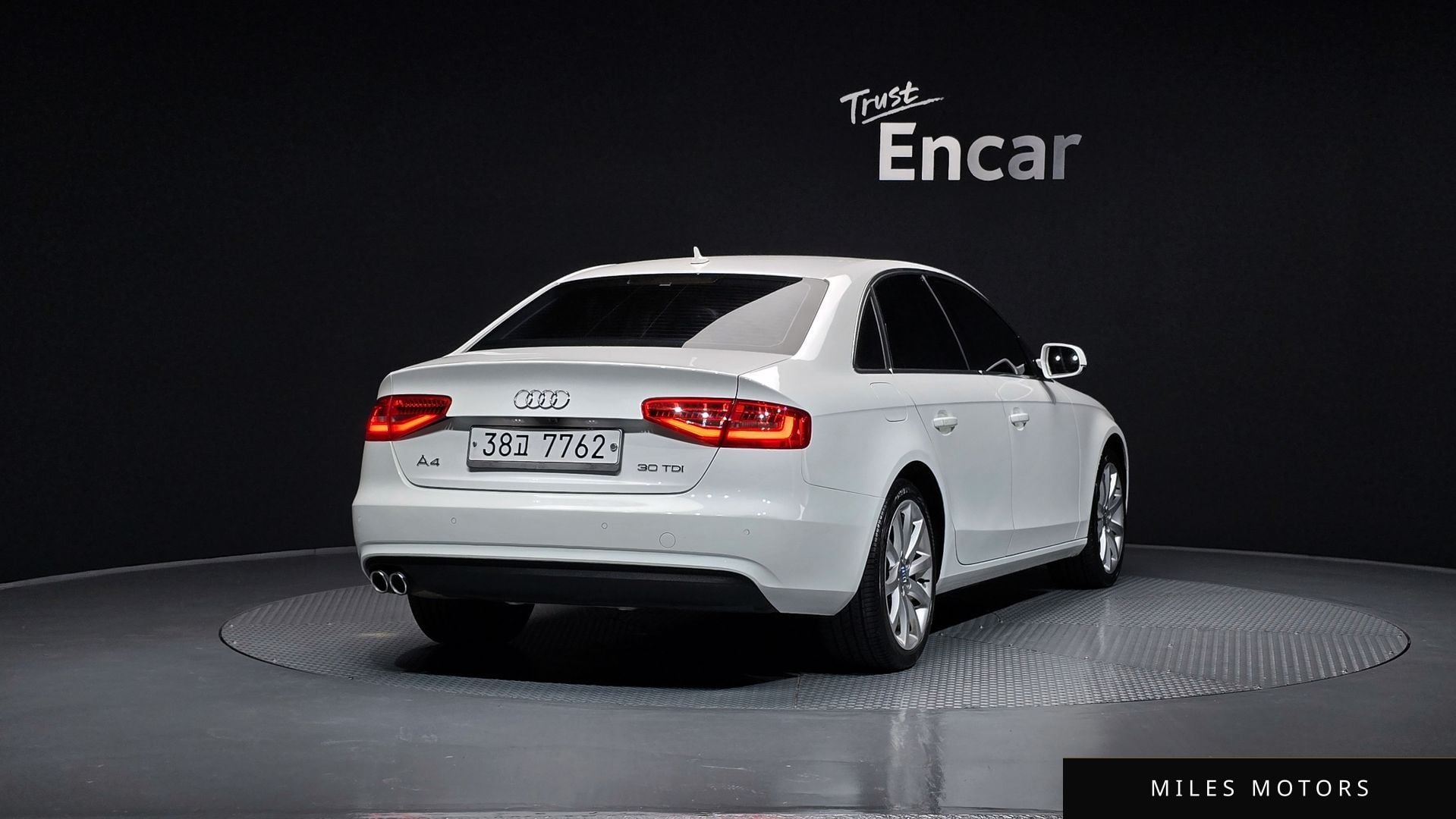 Audi A4 2015 — миниатюра 4