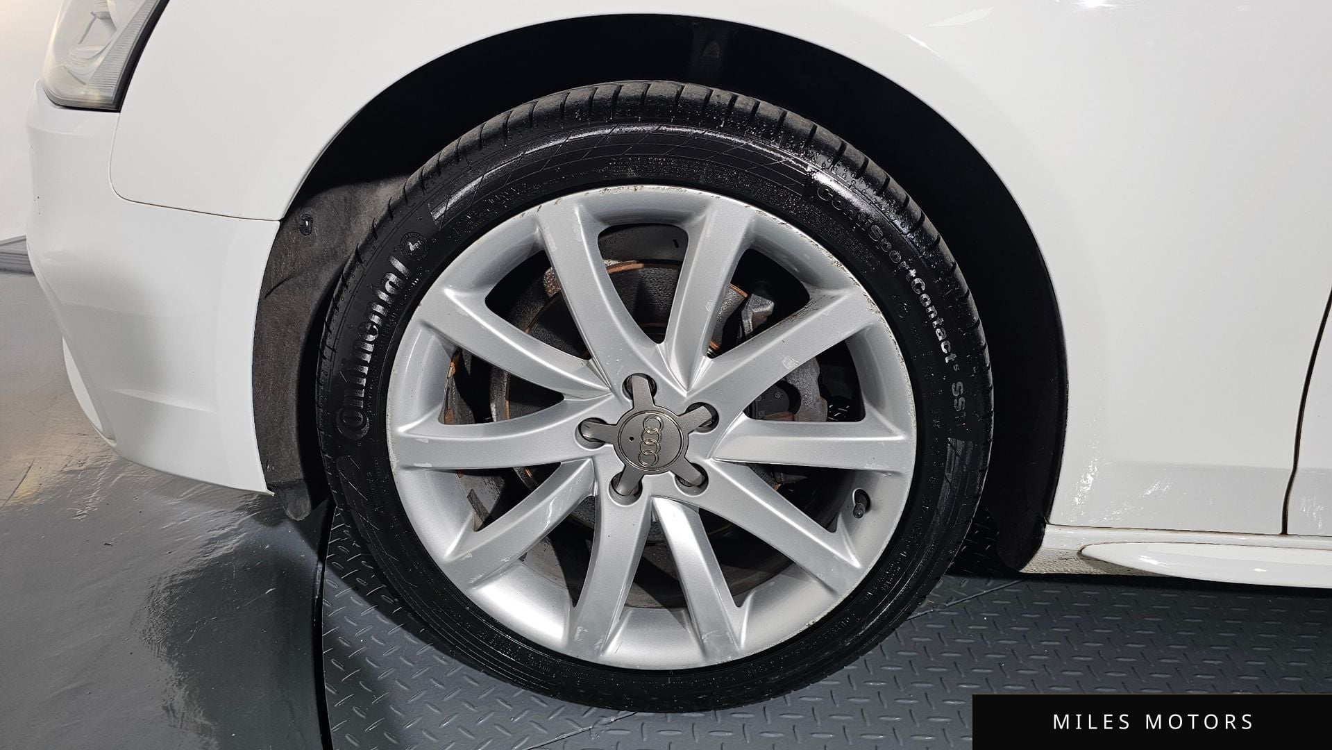 Audi A4 2015 — миниатюра 5