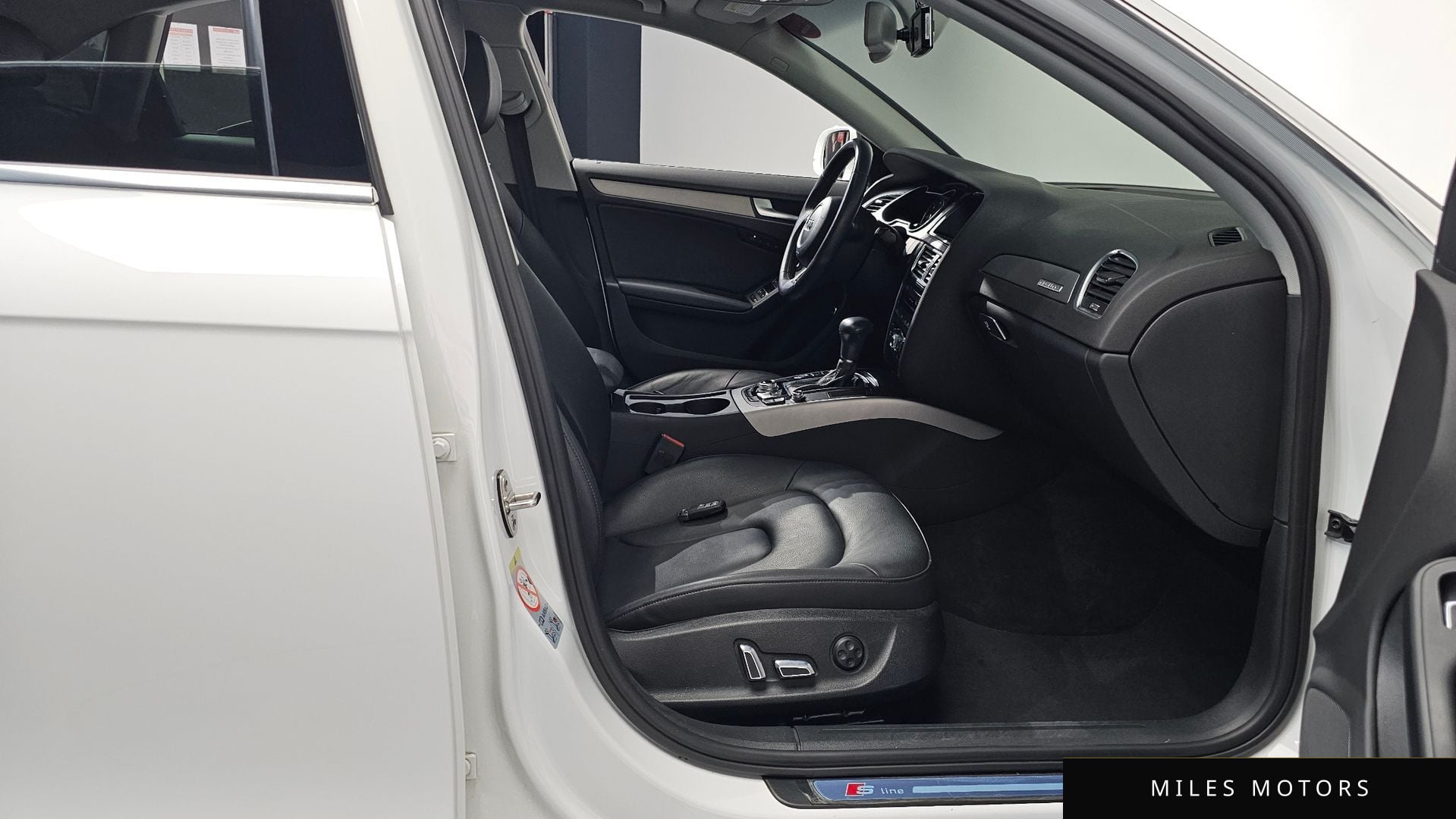 Audi A4 2015 — миниатюра 11