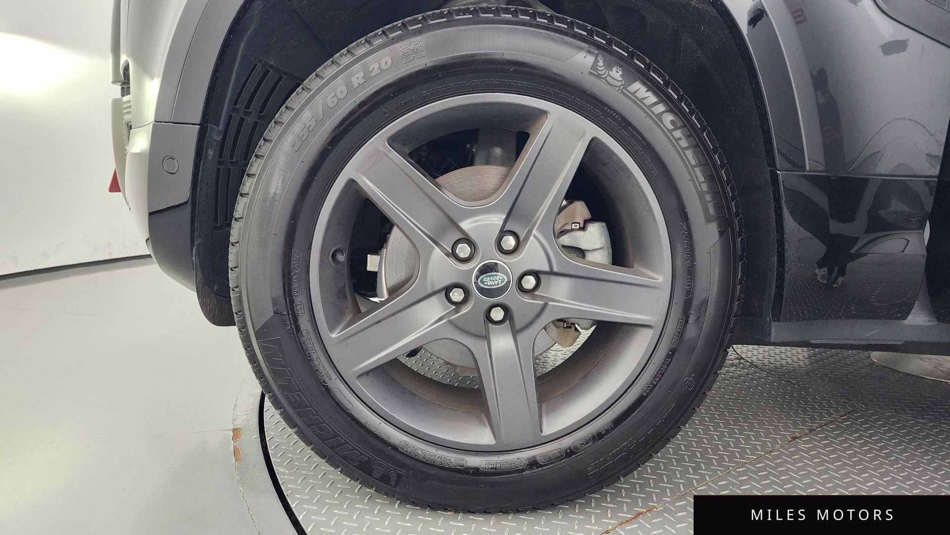 Land Rover 디펜더 (L663) 2024 — миниатюра 5