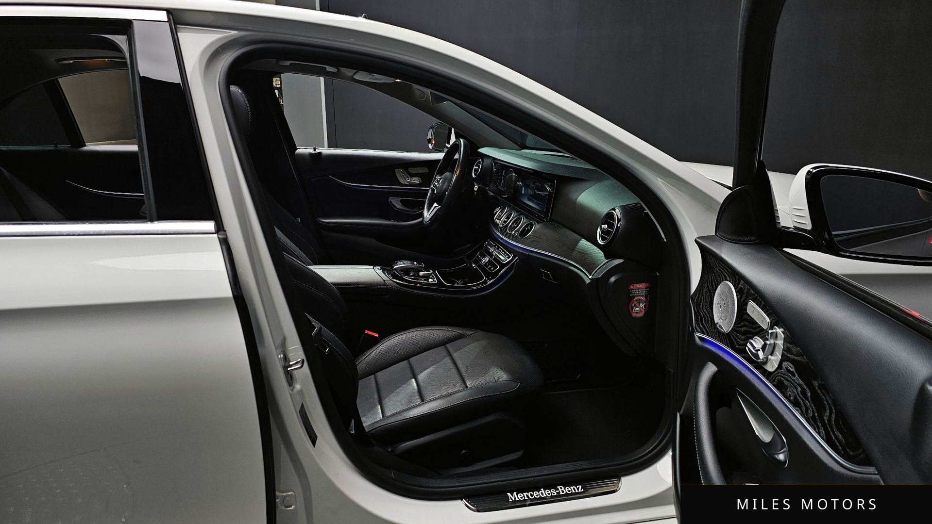 Mercedes-Benz E-Class W213 2019 — миниатюра 11
