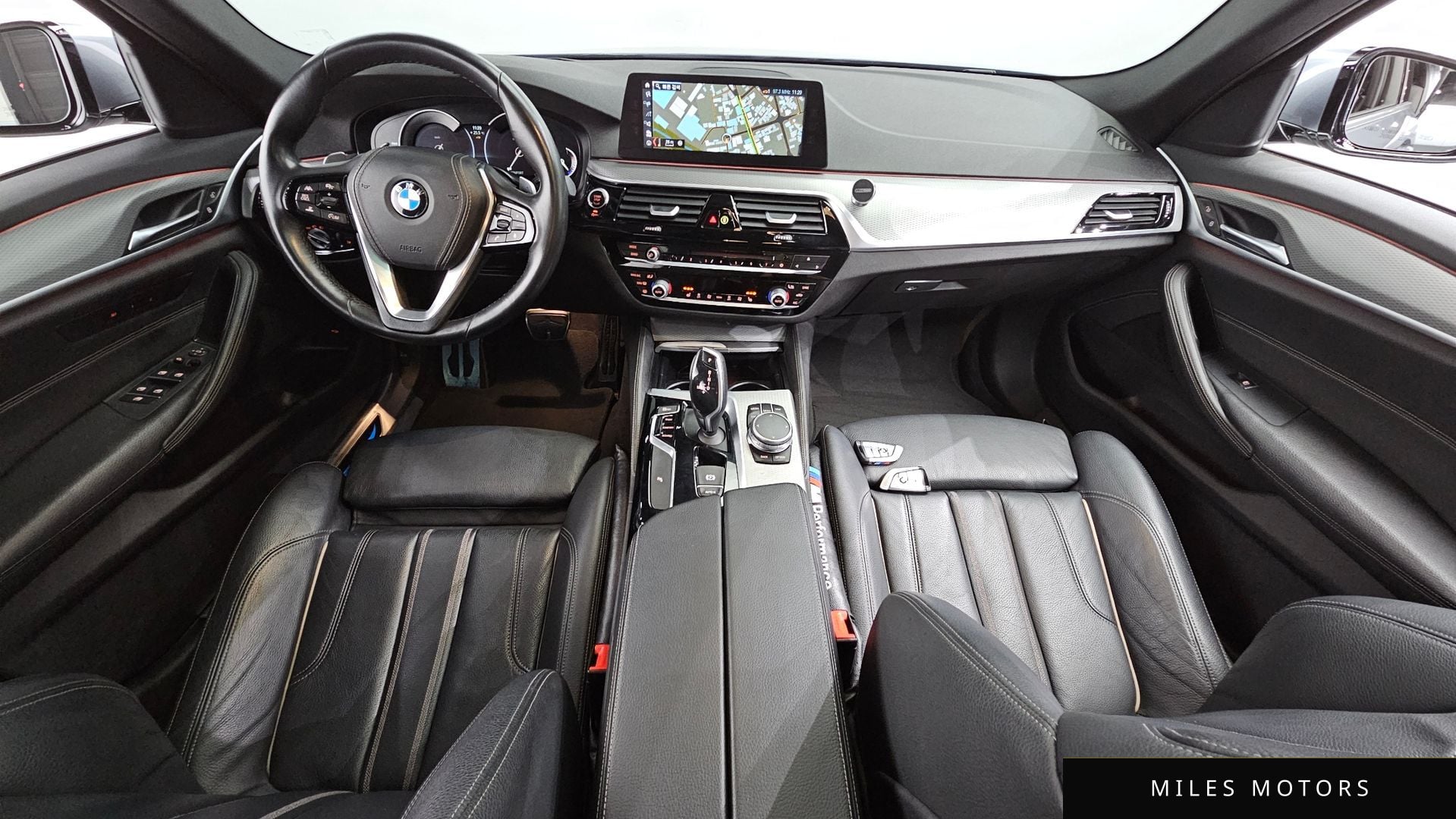 BMW 5 Series (G30) 2018 — миниатюра 7