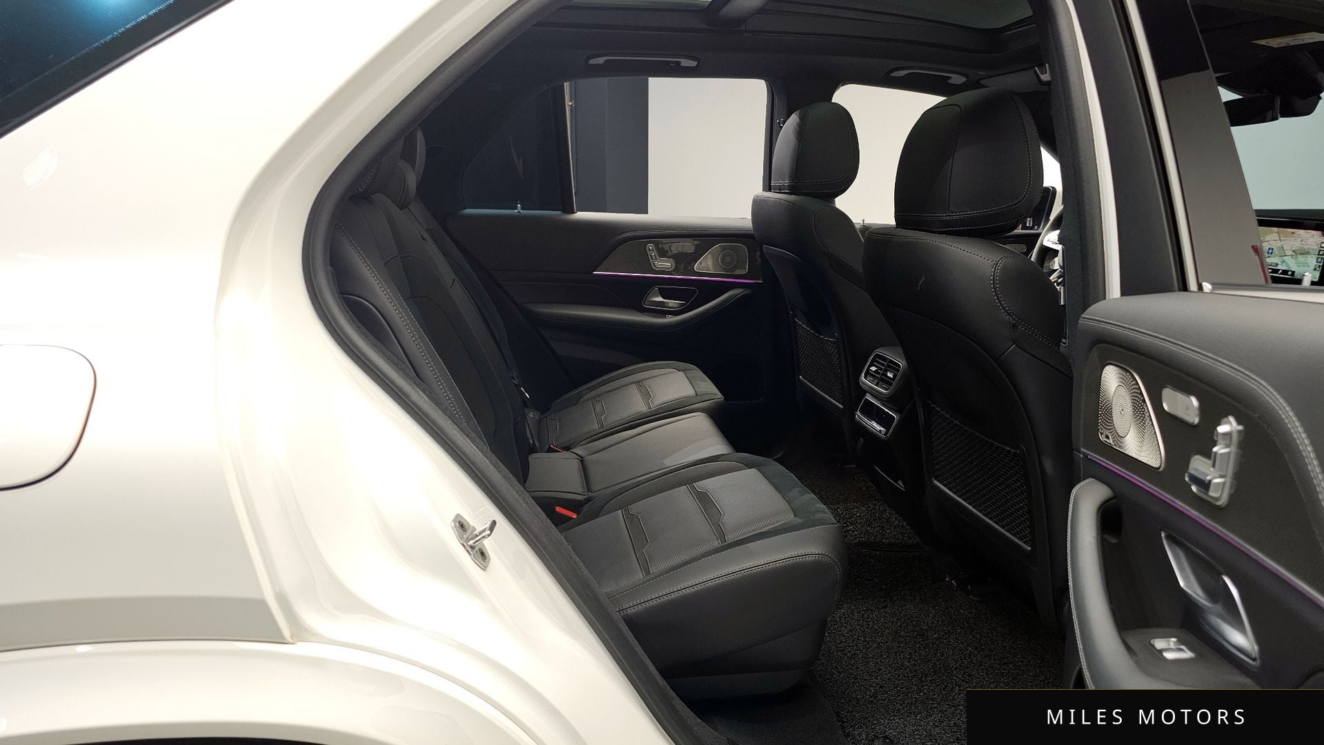 Mercedes-Benz GLE-Class W167 2023 — миниатюра 12