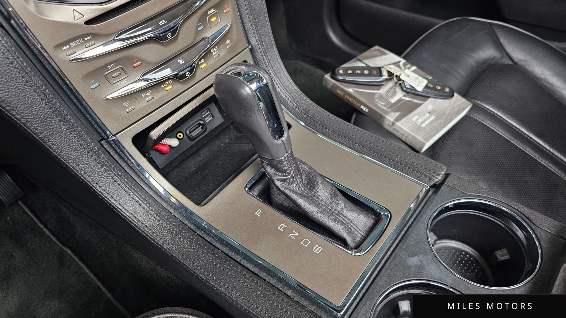 Lincoln MKX 2013 — миниатюра 9