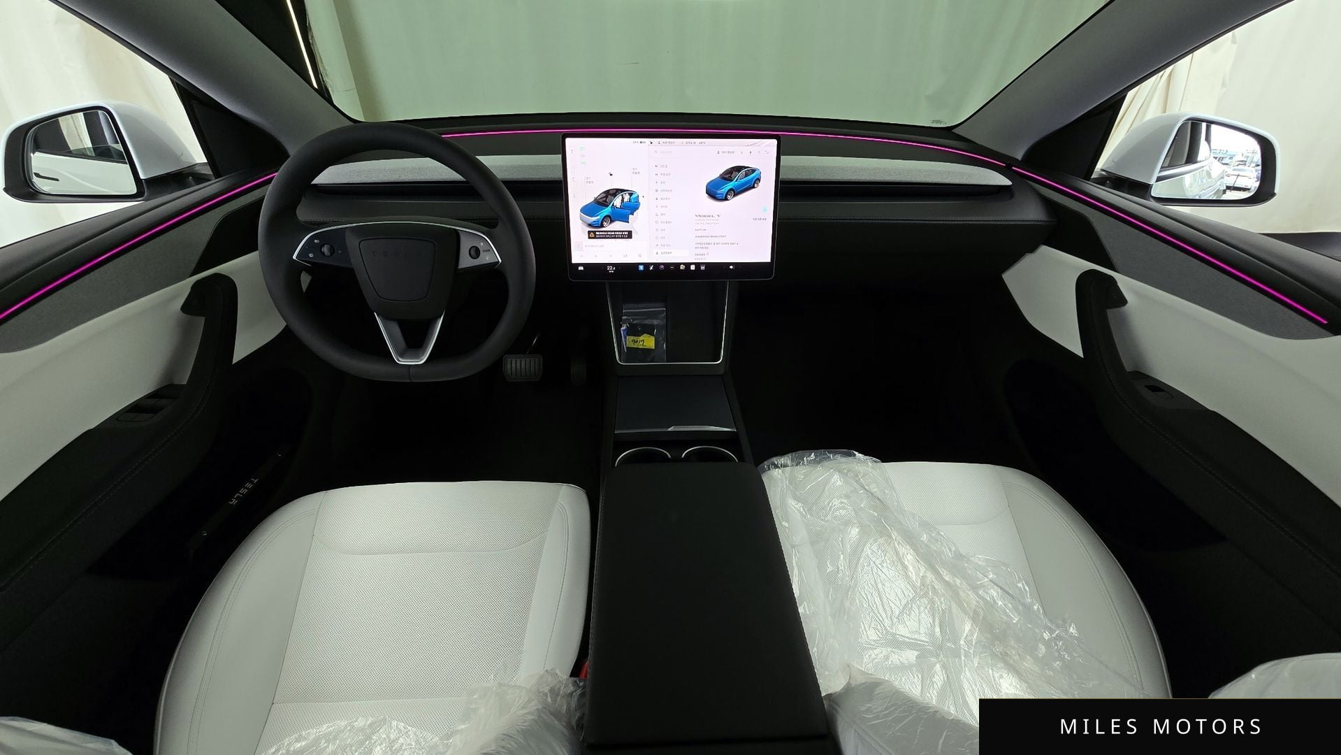Tesla Model Y 2025 — миниатюра 7
