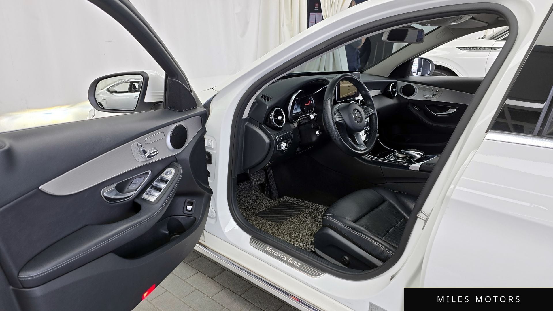 Mercedes-Benz C-Class W205 2018 — миниатюра 10